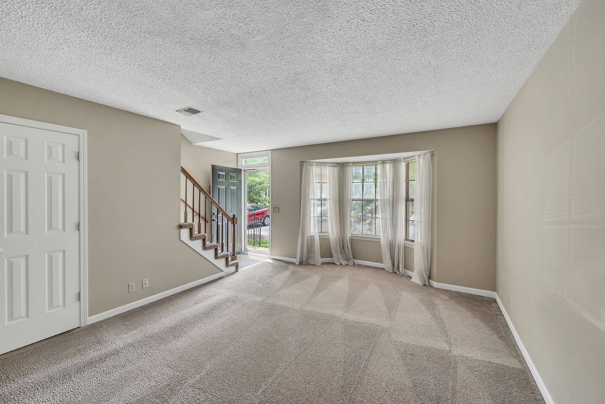 420 Thomas Jefferson Cir