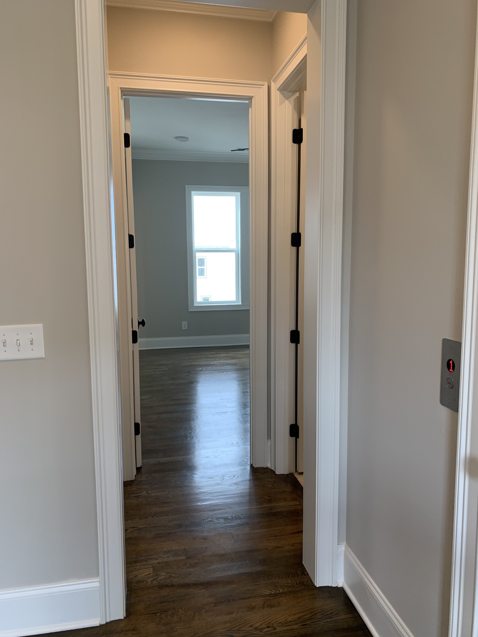 113 Front St