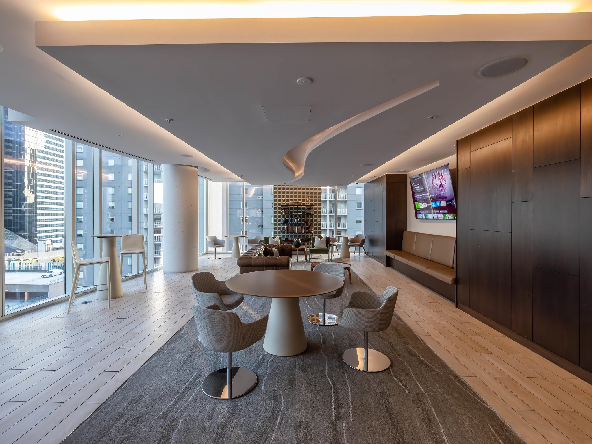 515 Church St Unit: 3810