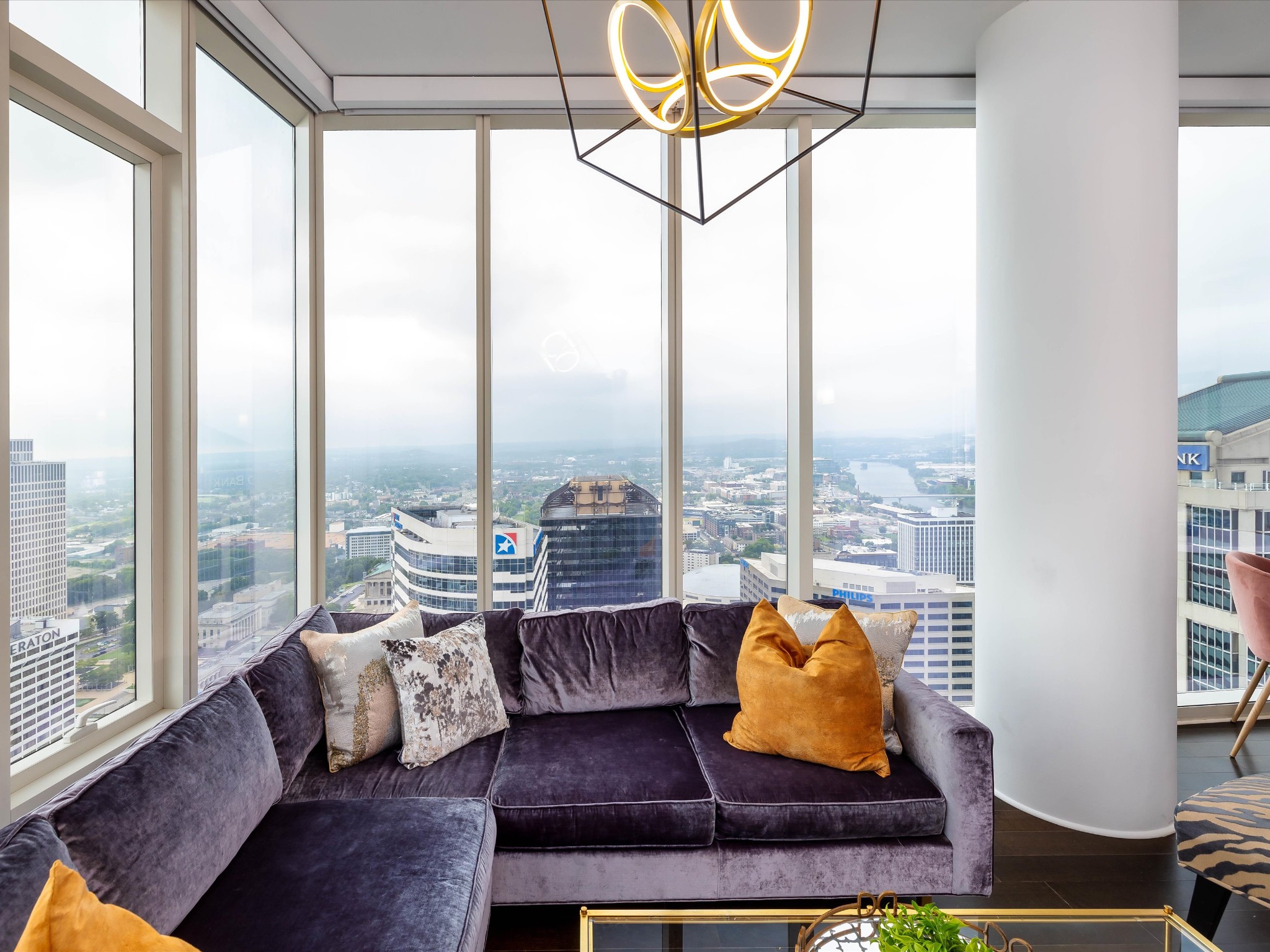 515 Church St Unit: 3810