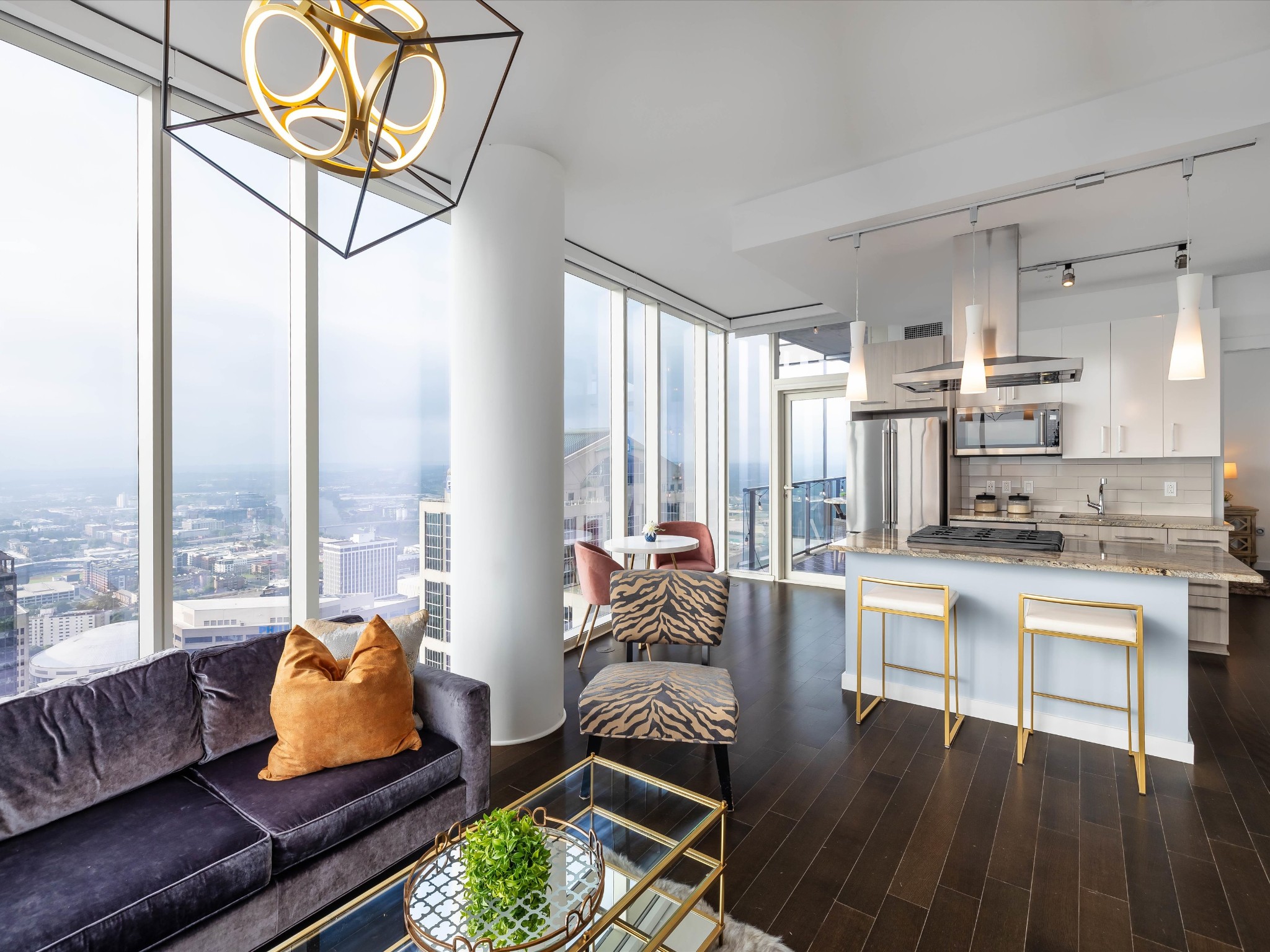 515 Church St Unit: 3810
