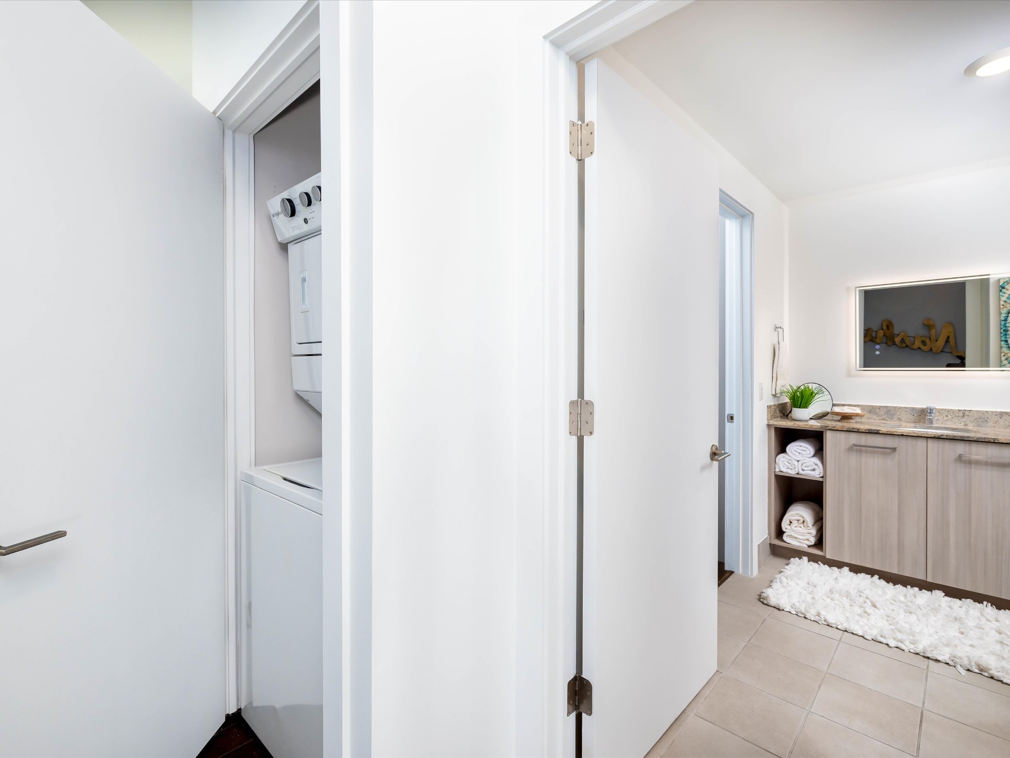 515 Church St Unit: 3810
