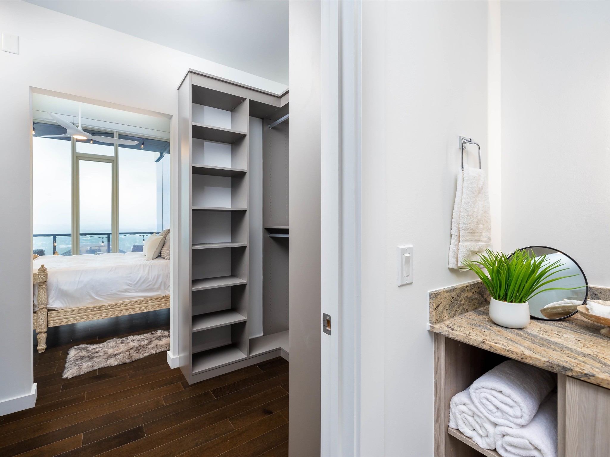 515 Church St Unit: 3810