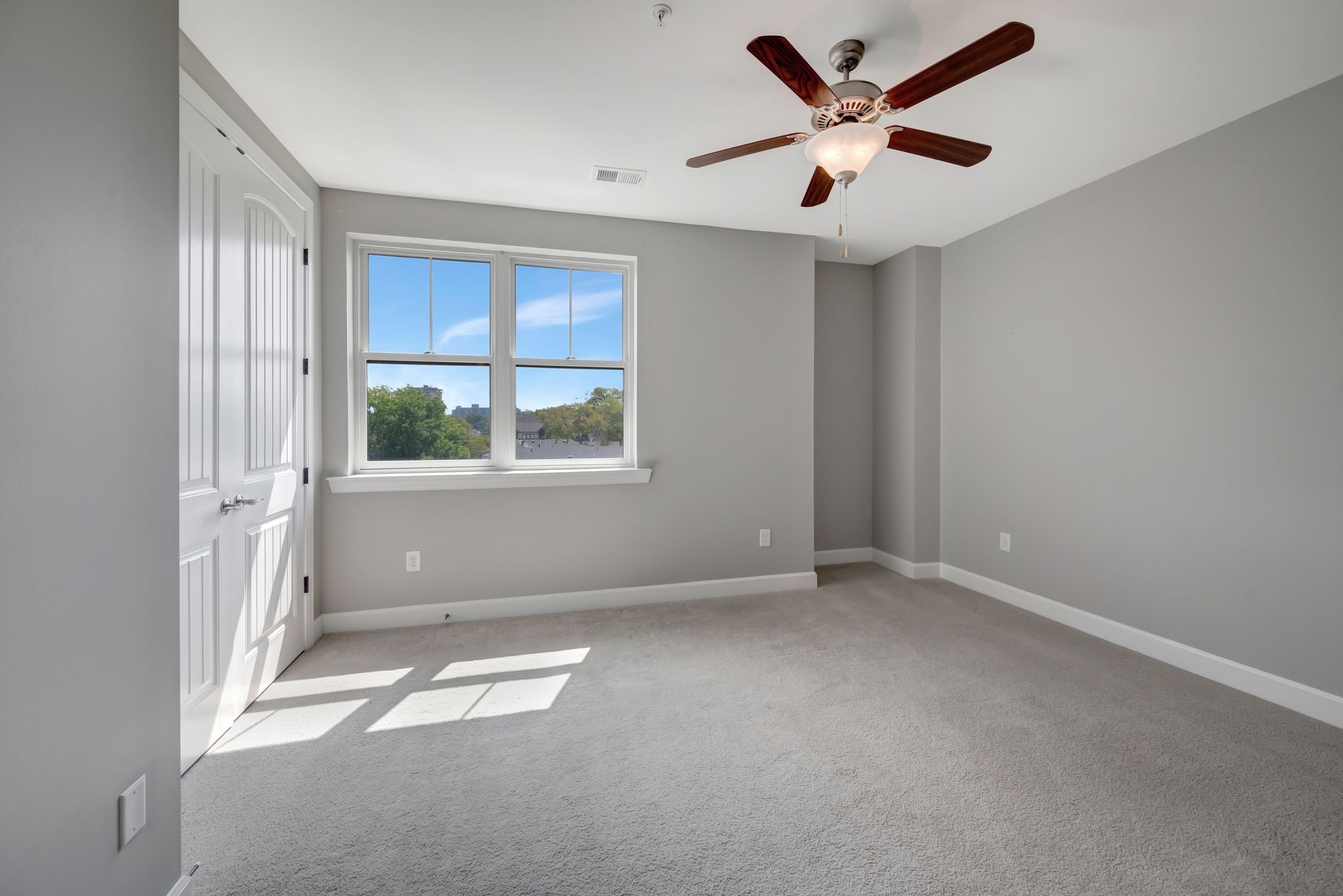 1808 24th Ave, S Unit: 403