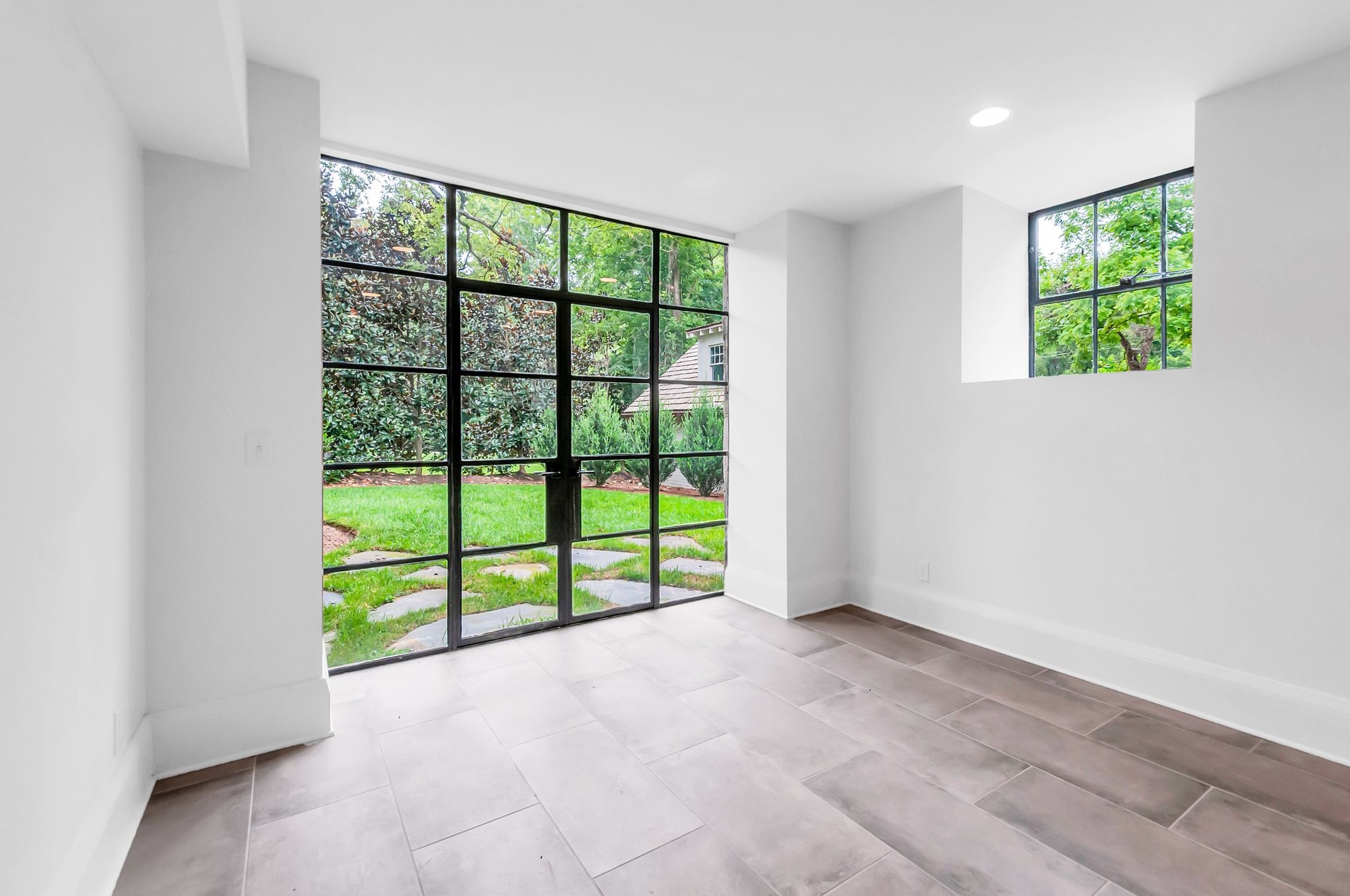 306 Westview Ave