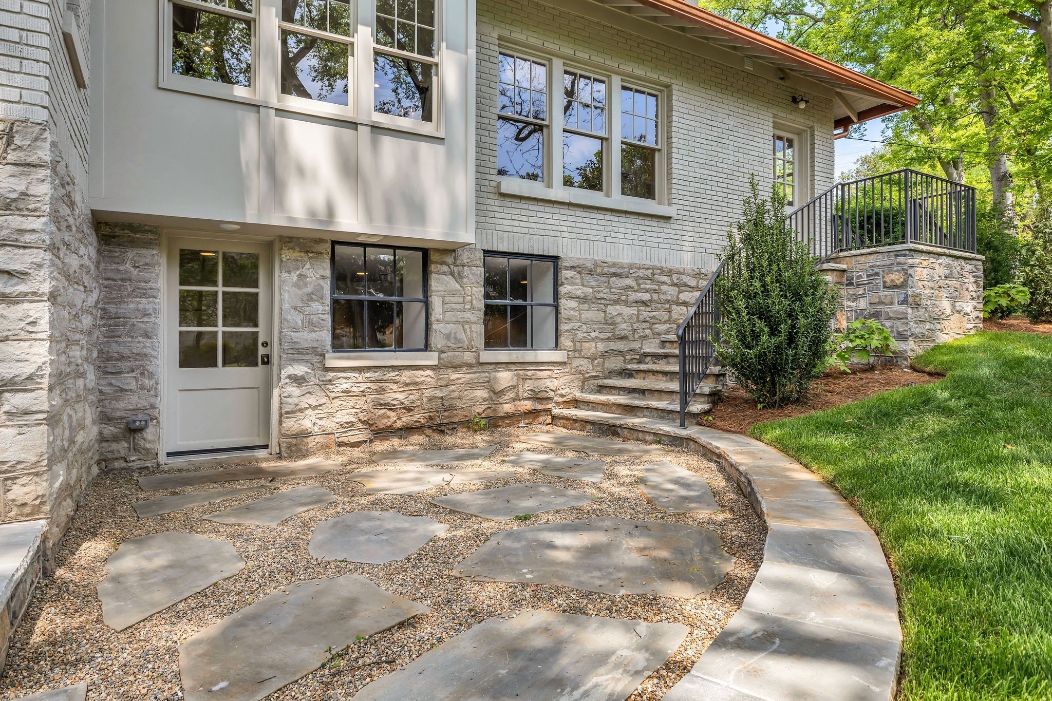 306 Westview Ave