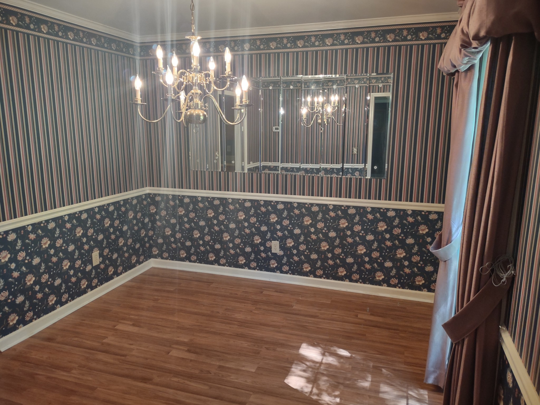 1142 Forest Crossing