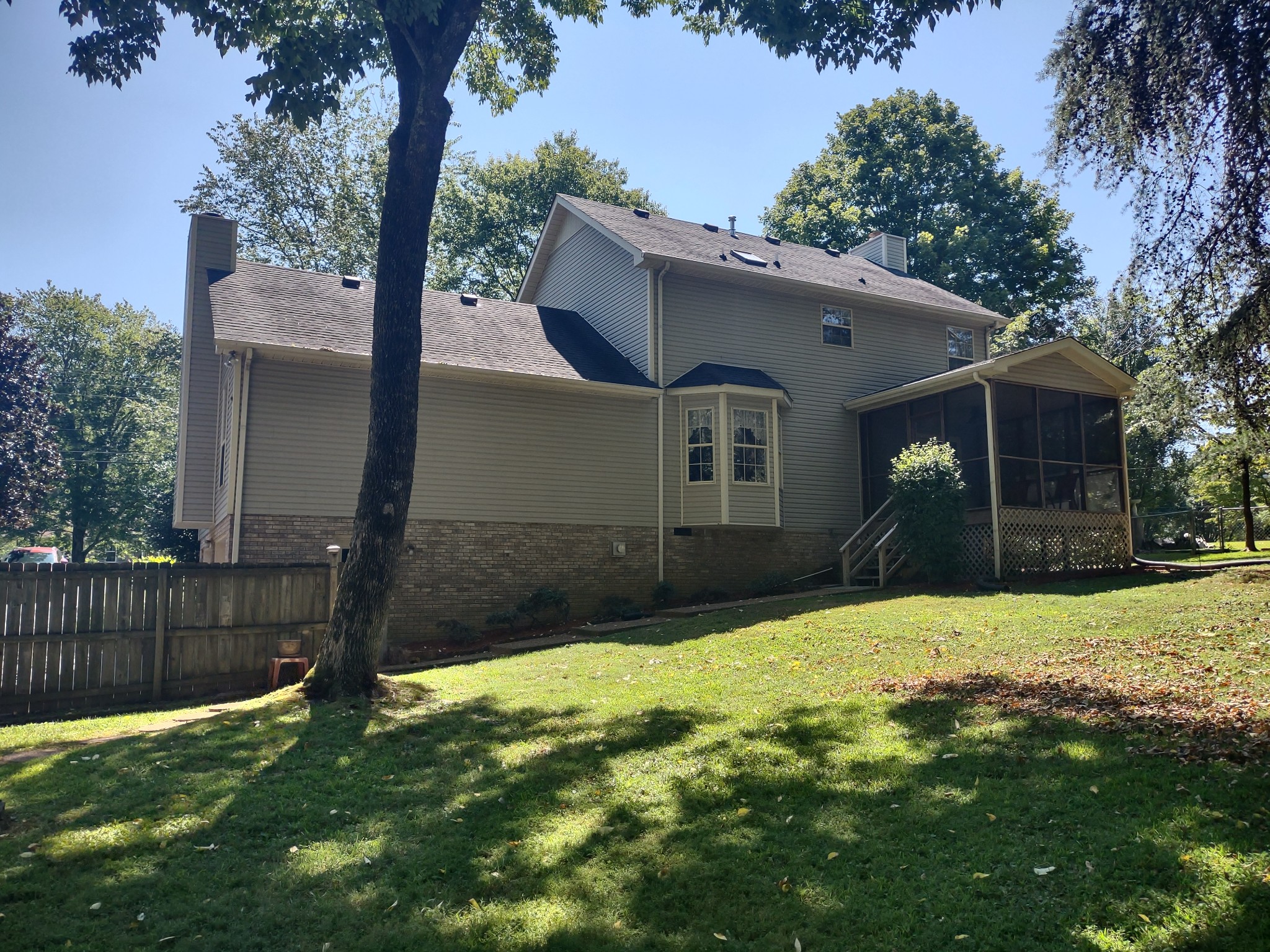 1142 Forest Crossing