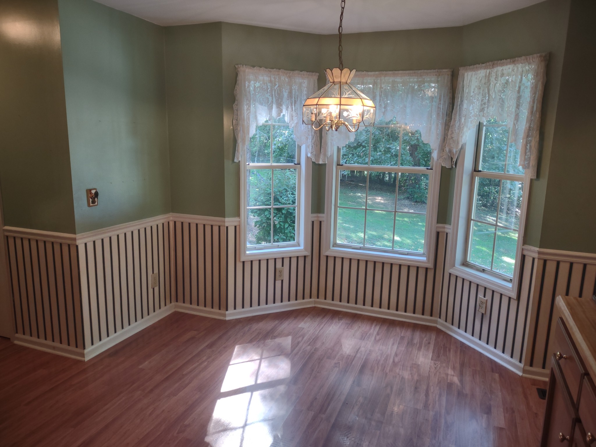 1142 Forest Crossing