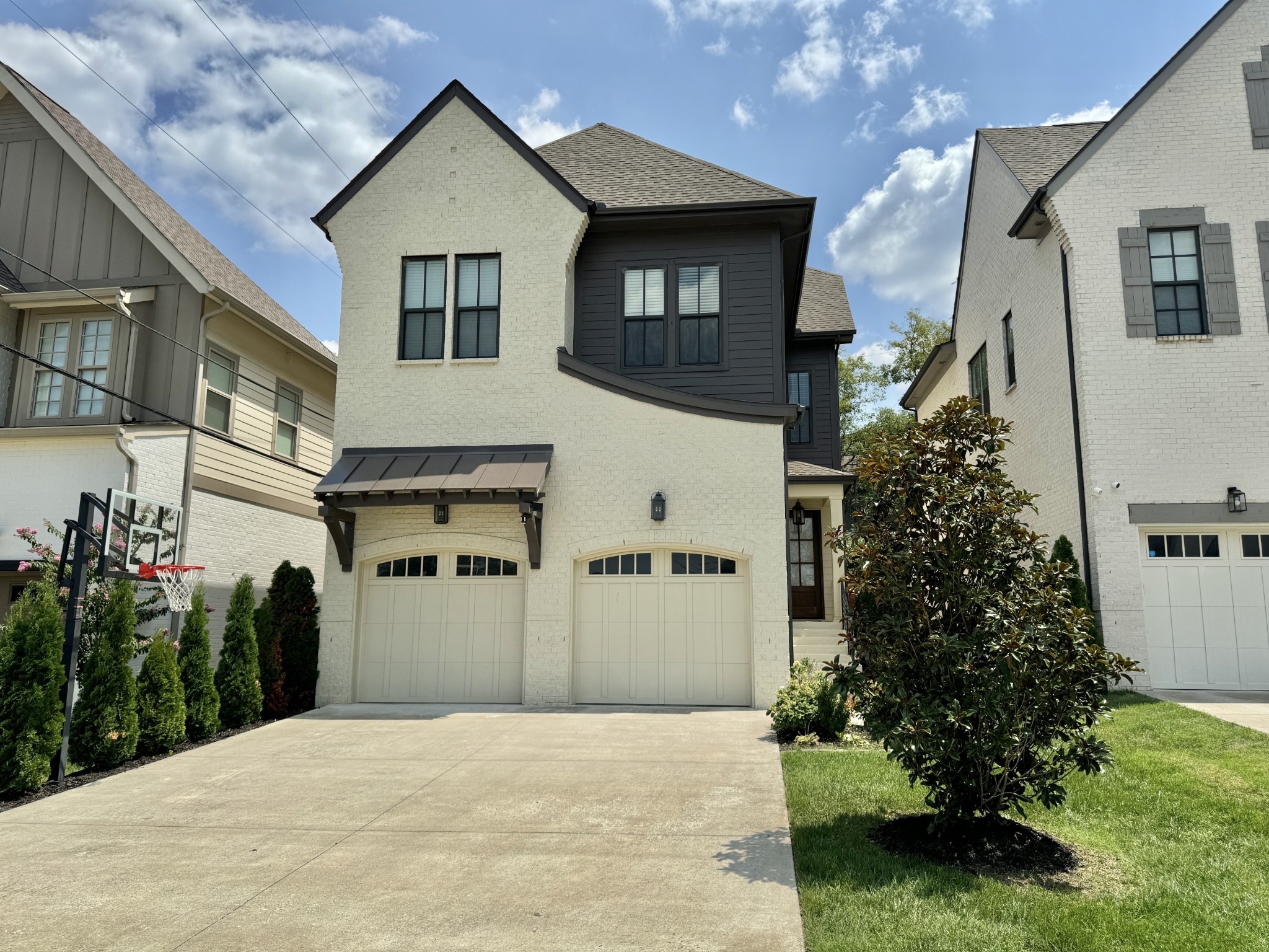 4100 Kimbark Dr