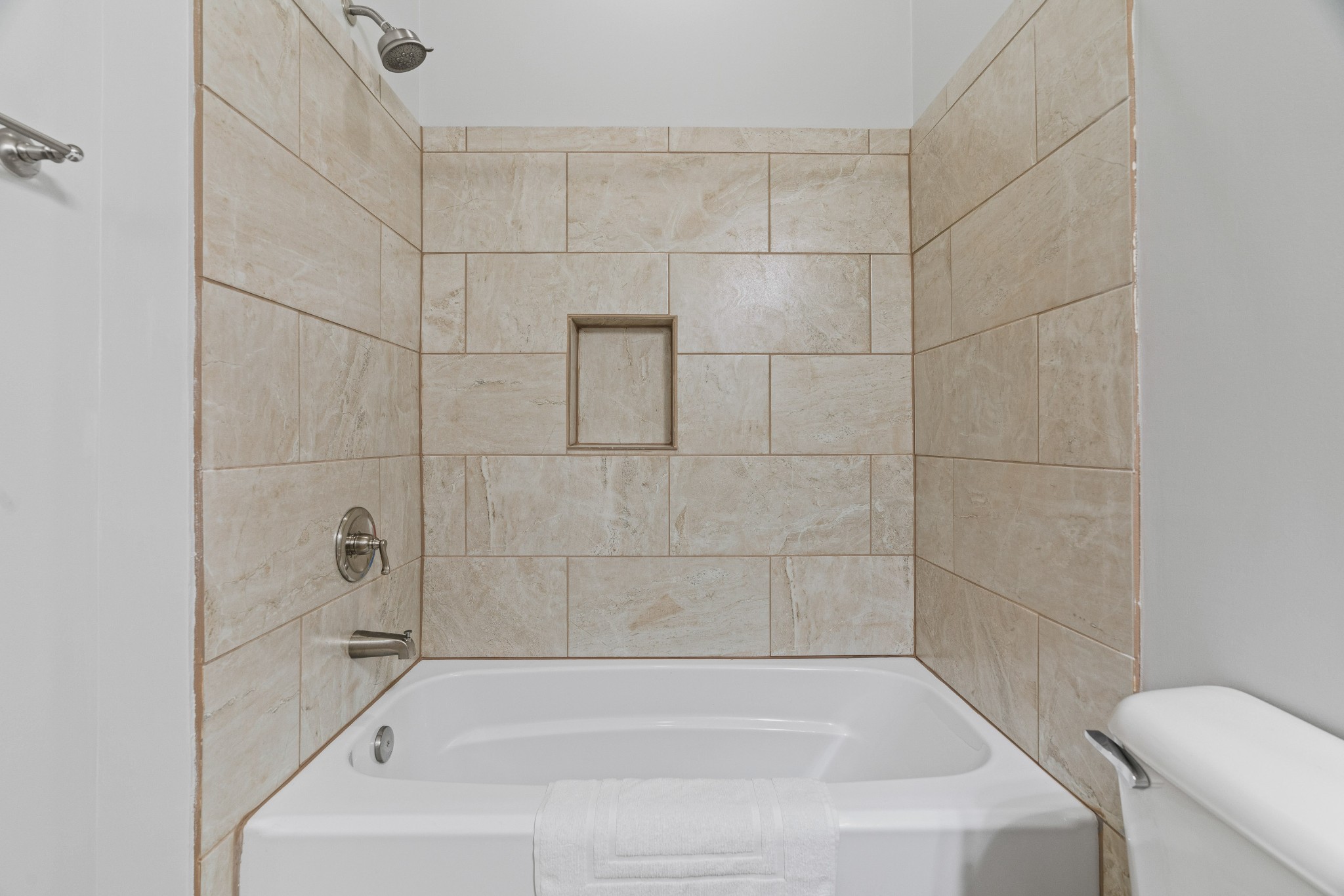 307 Seven Springs Way Unit: 403
