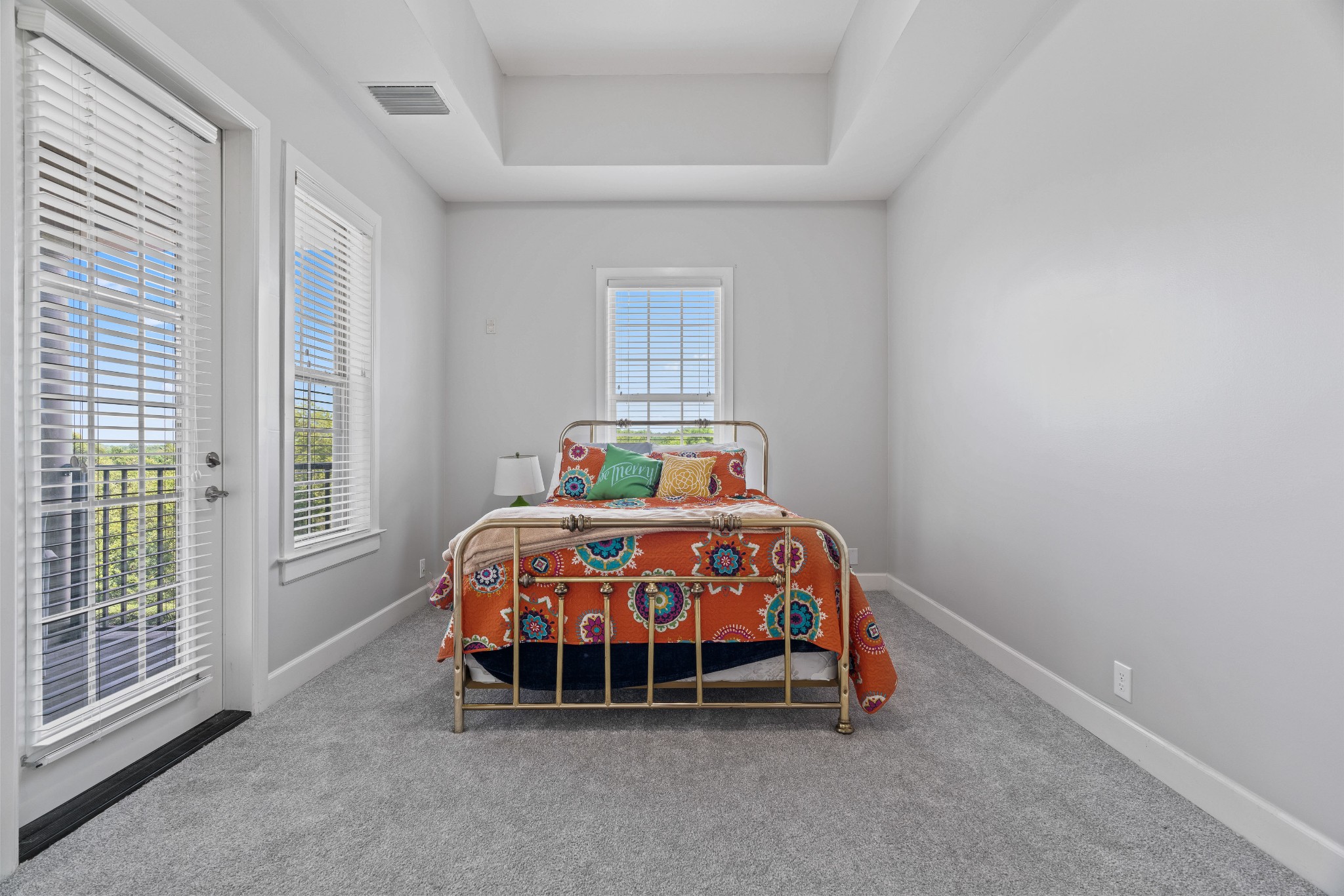 307 Seven Springs Way Unit: 403