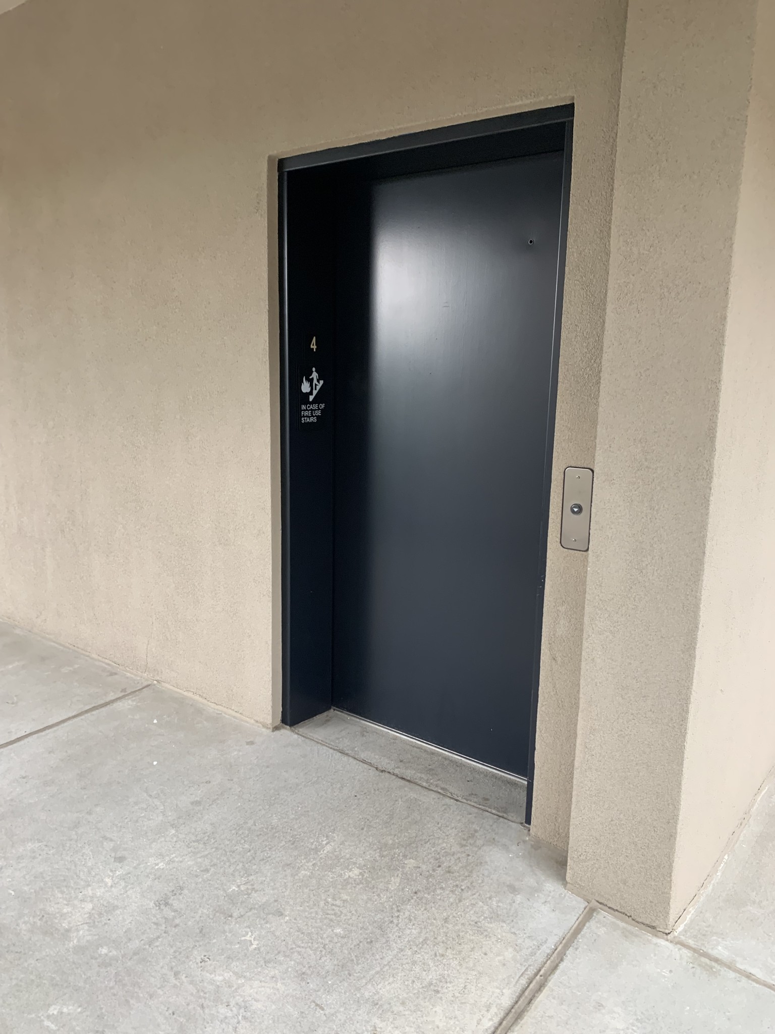 307 Seven Springs Way Unit: 403