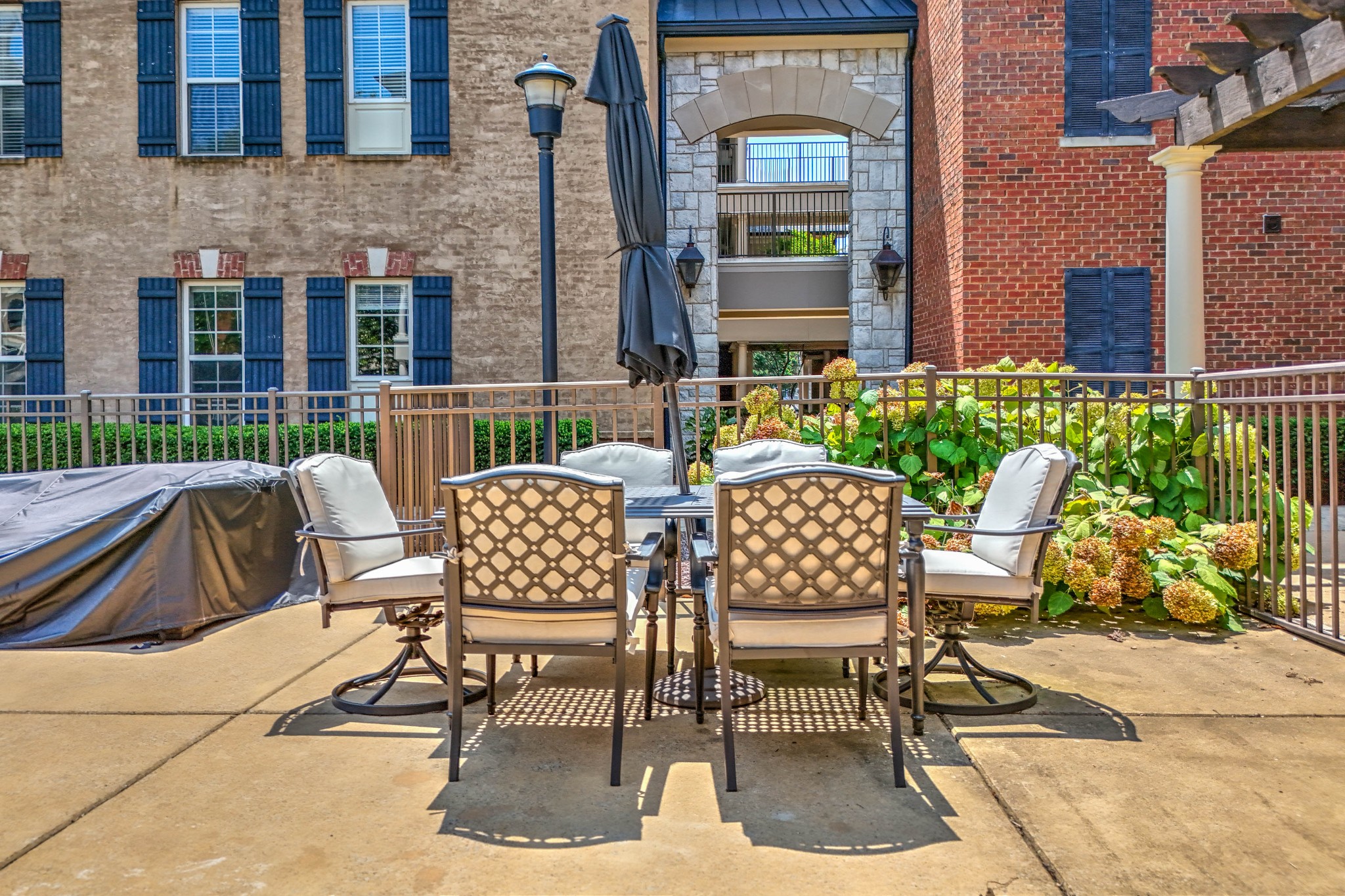 307 Seven Springs Way Unit: 403