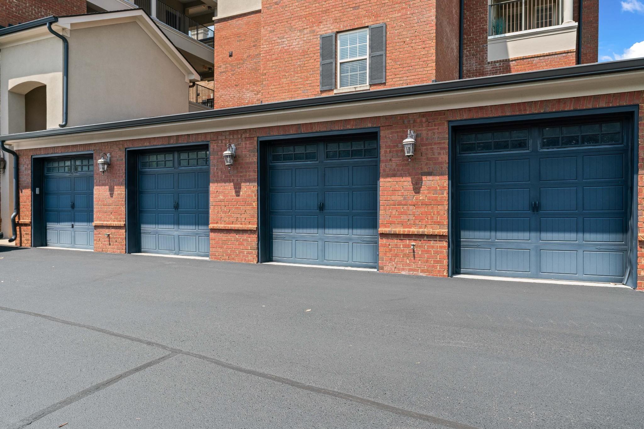 307 Seven Springs Way Unit: 403