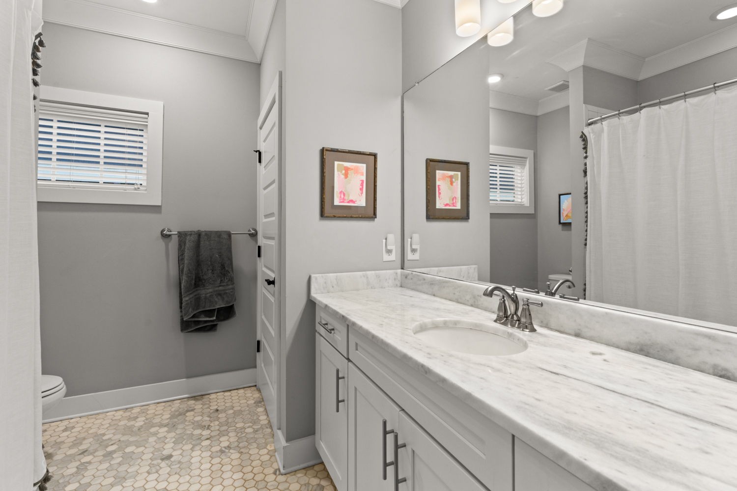 5303 Pennsylvania Ave