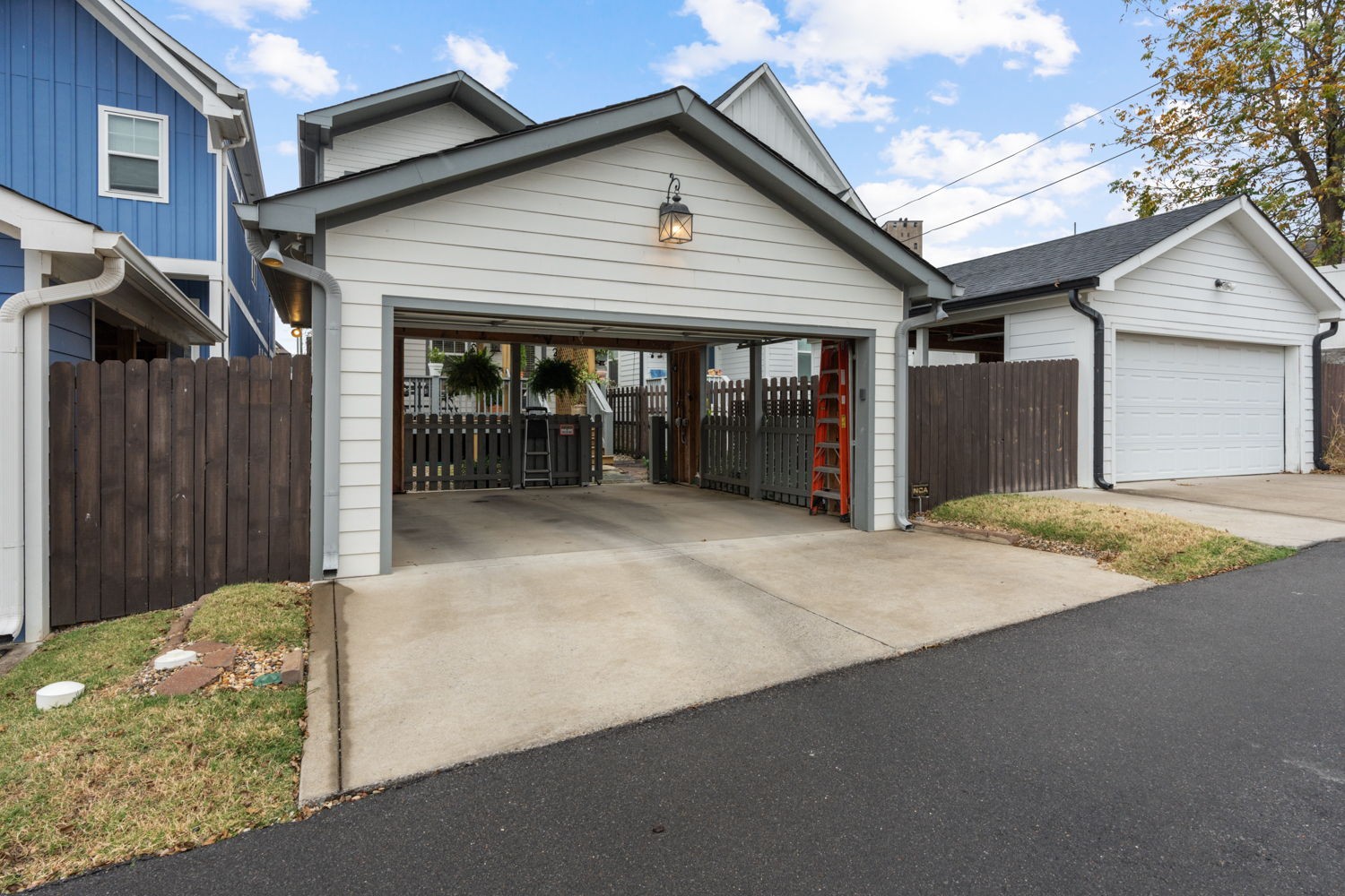 5303 Pennsylvania Ave