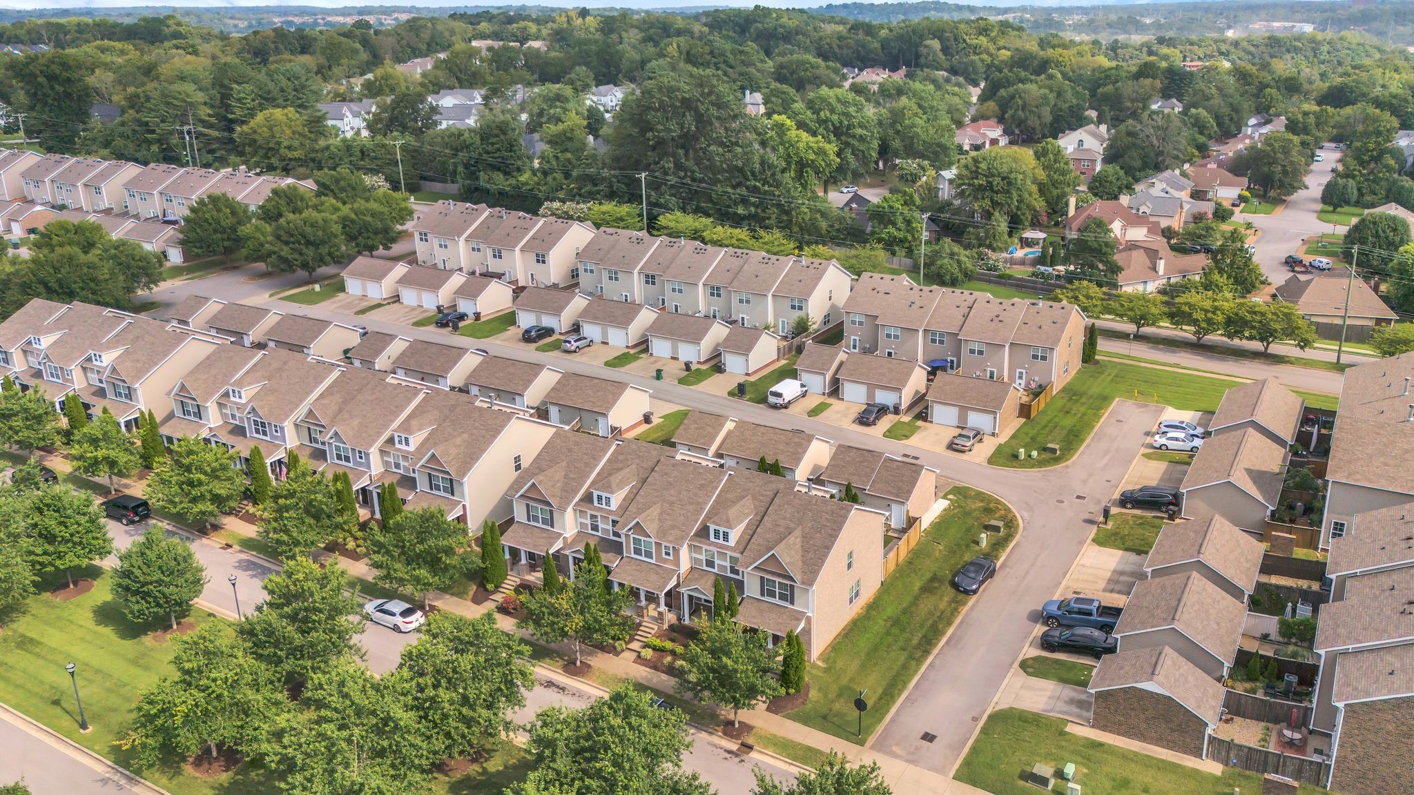 1439 Riverbrook Dr