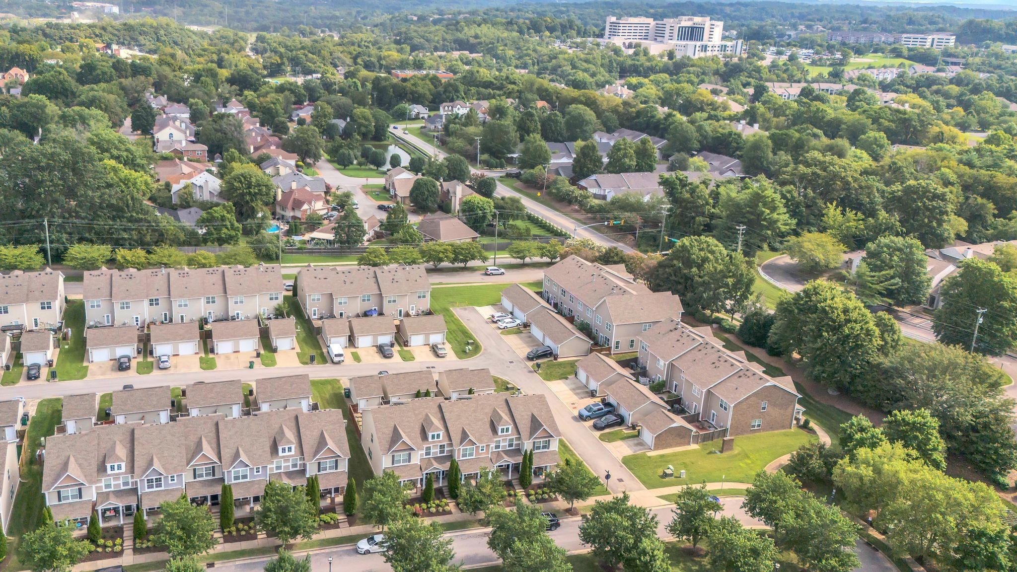 1439 Riverbrook Dr