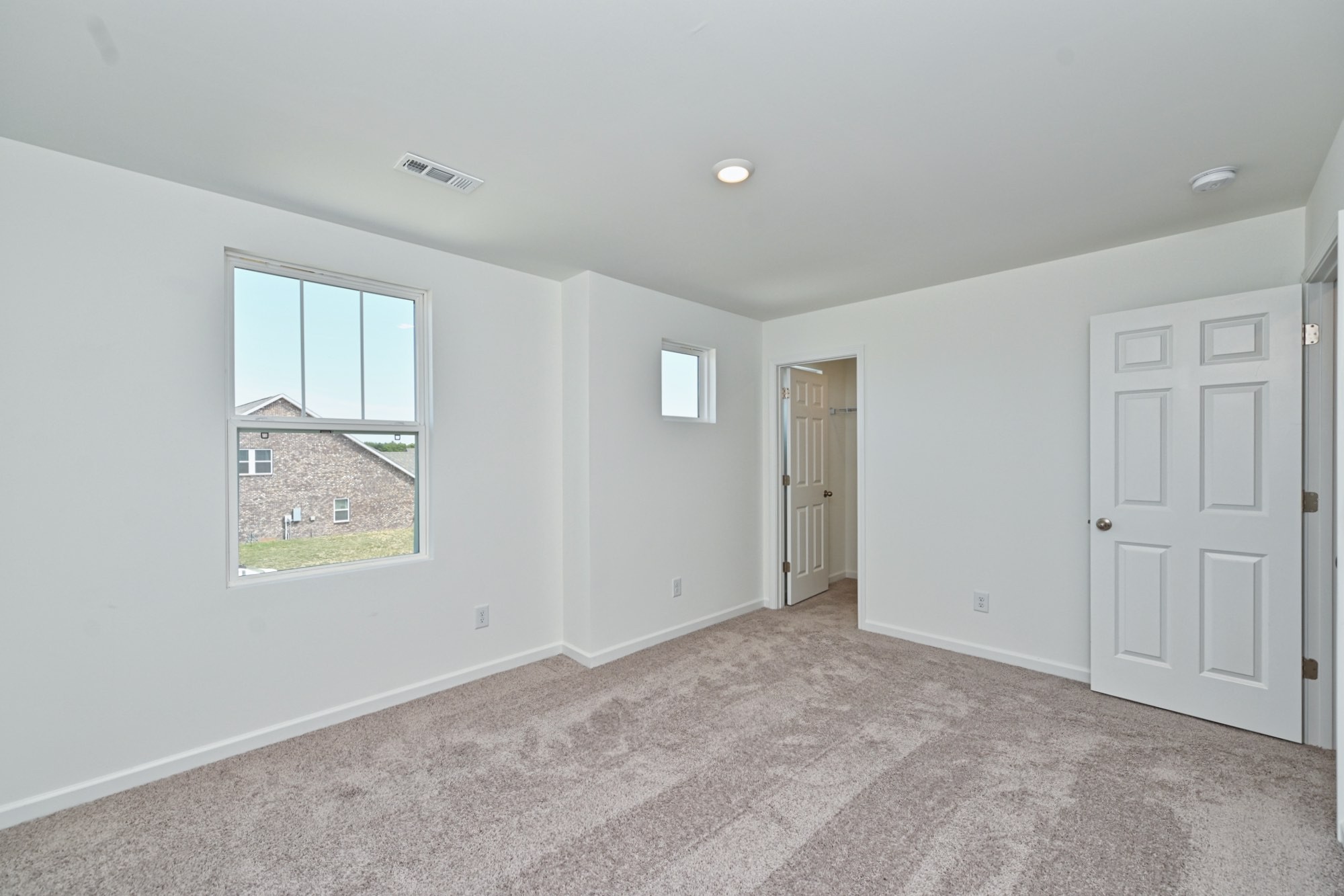 5005 Dan Howland Dr