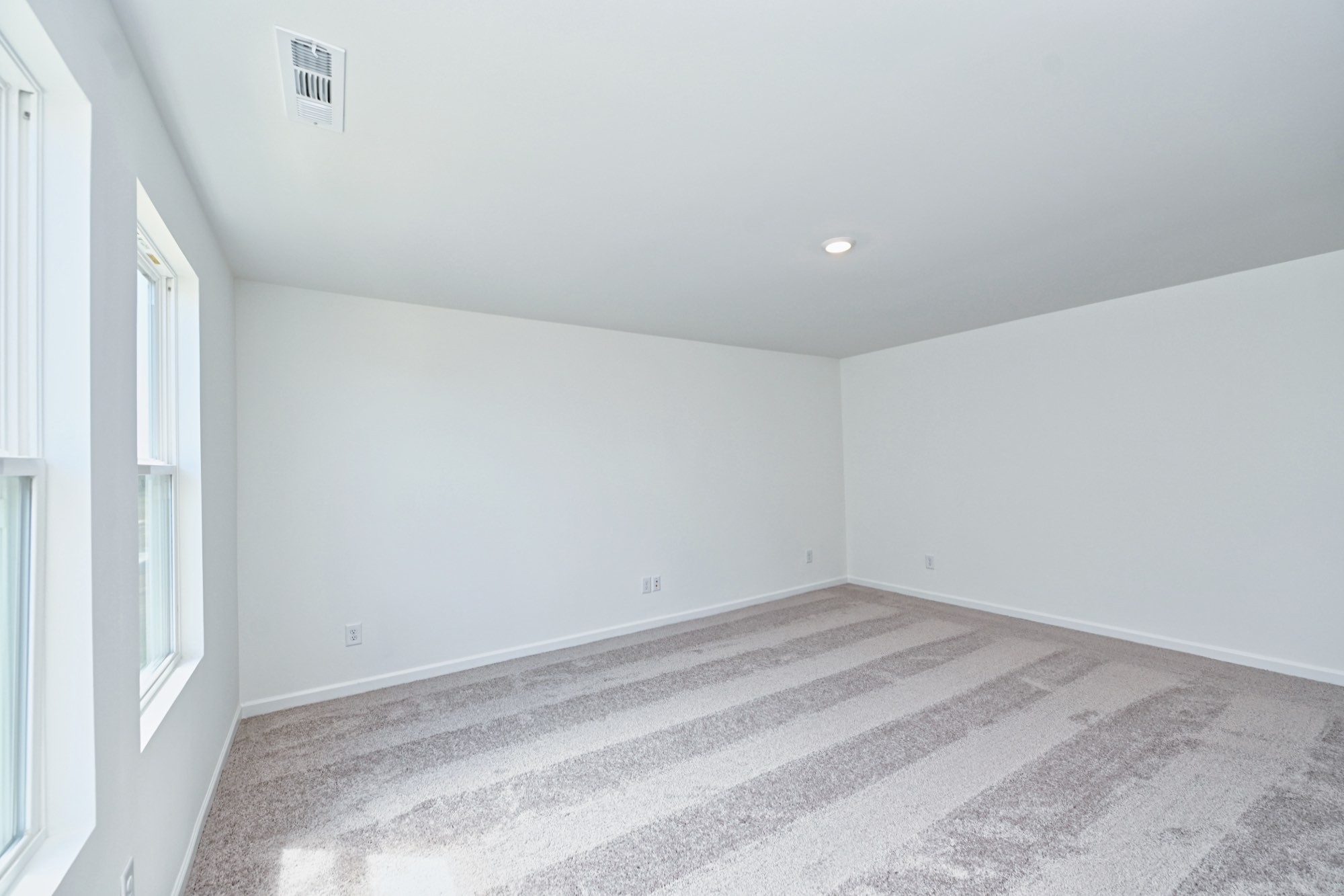 5005 Dan Howland Dr