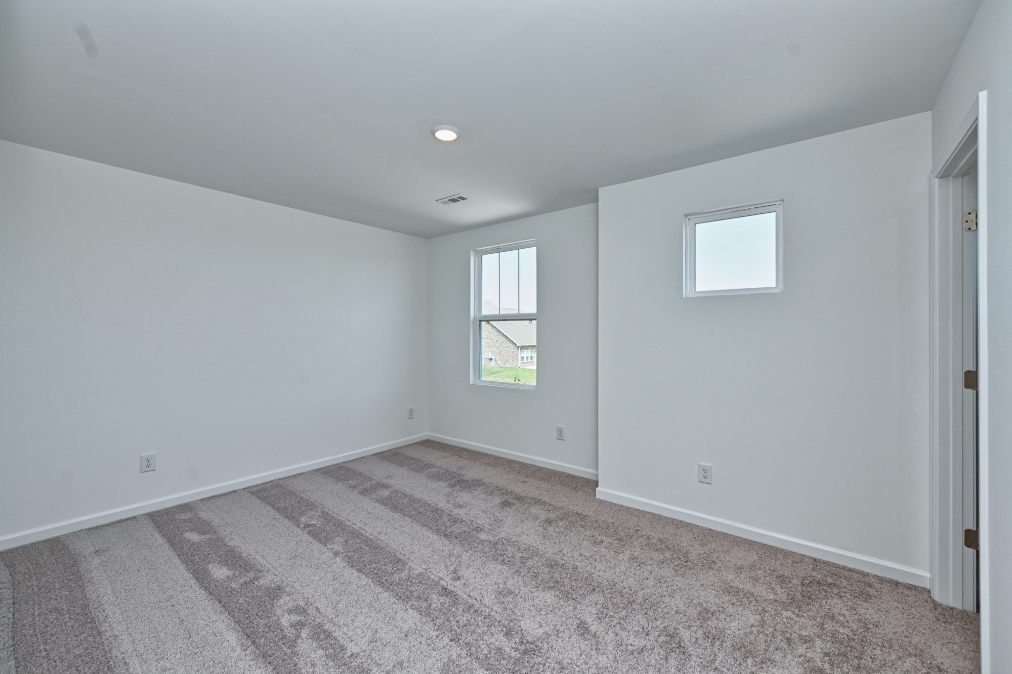 5005 Dan Howland Dr