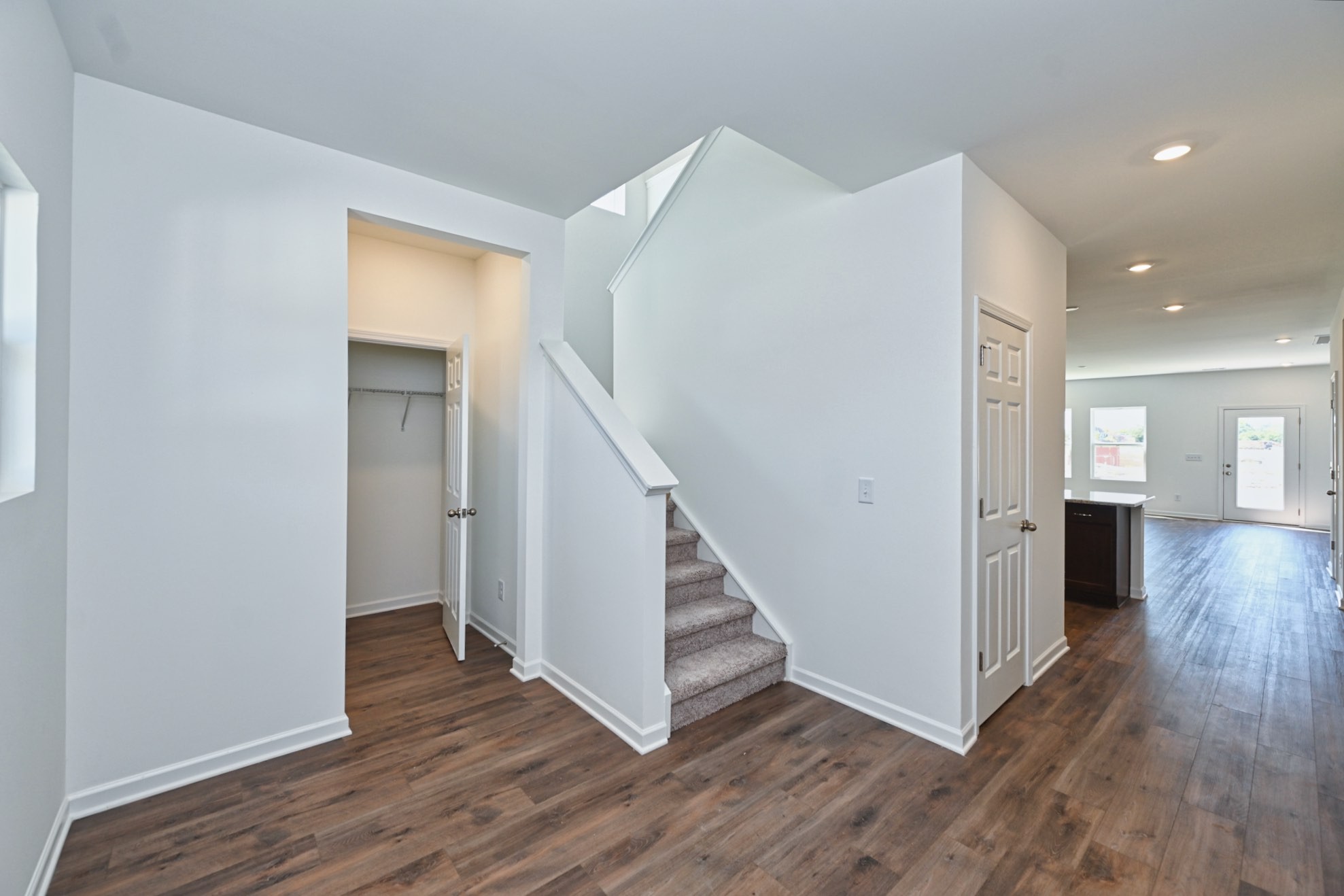 5005 Dan Howland Dr