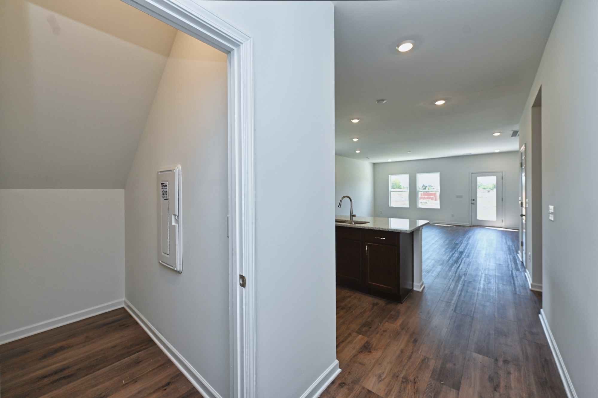 5005 Dan Howland Dr