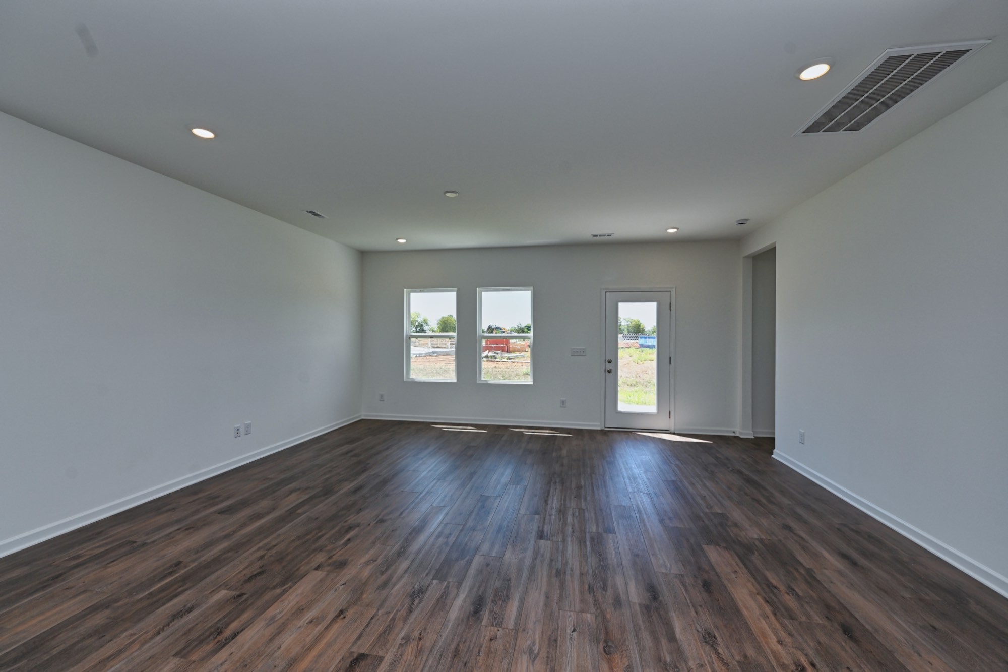 5005 Dan Howland Dr