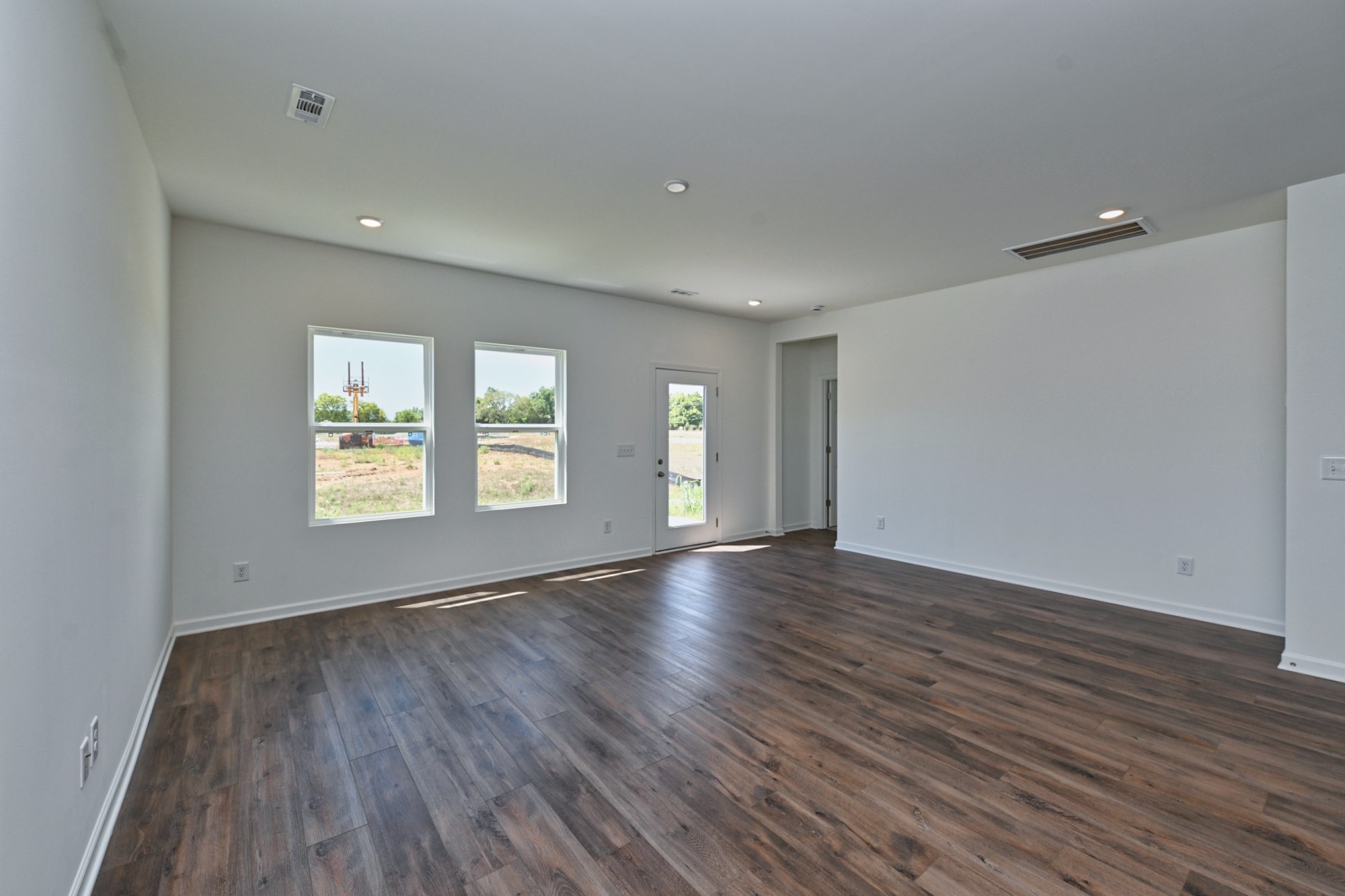 5005 Dan Howland Dr