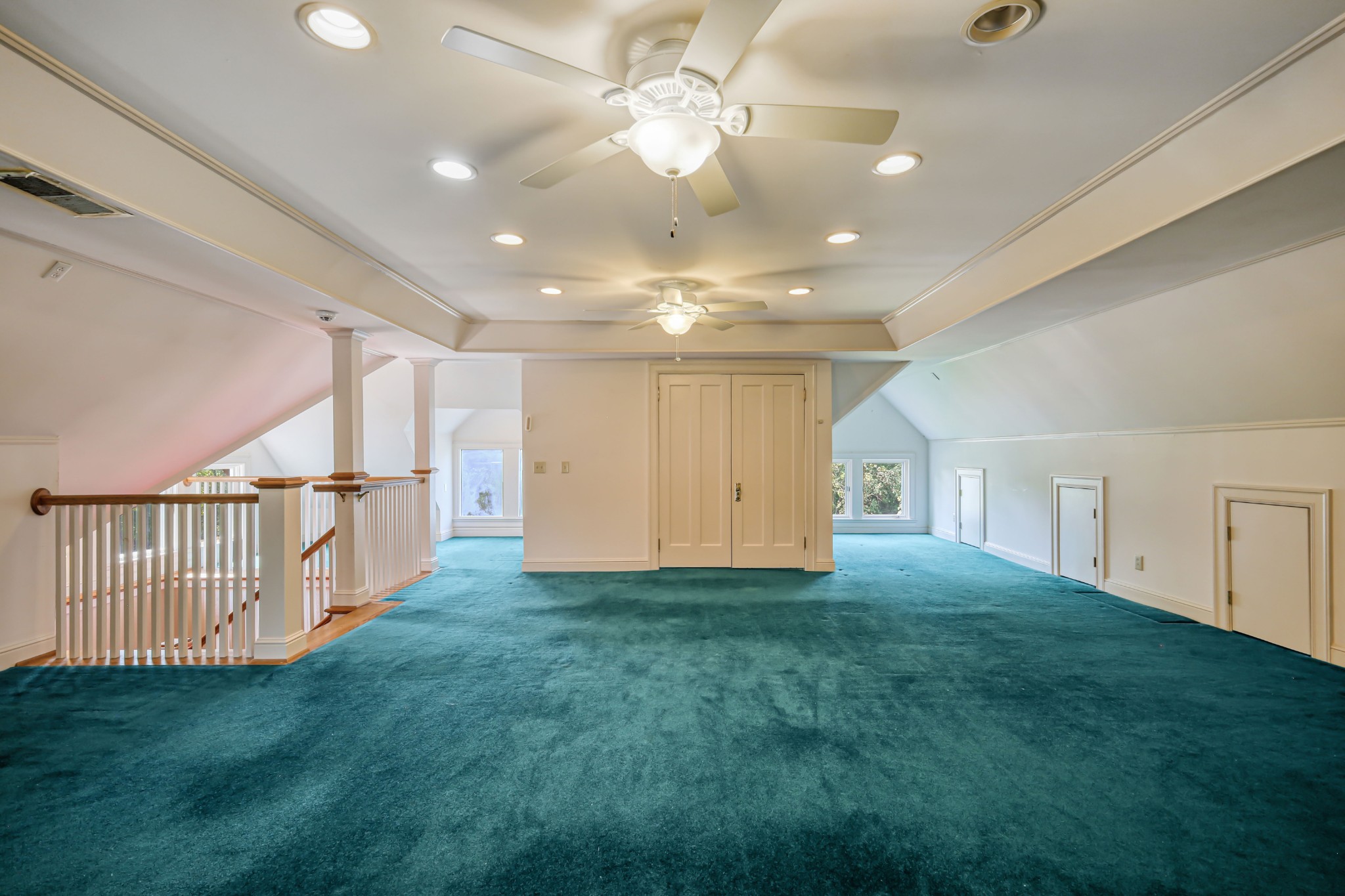 3803 Whitland Ave
