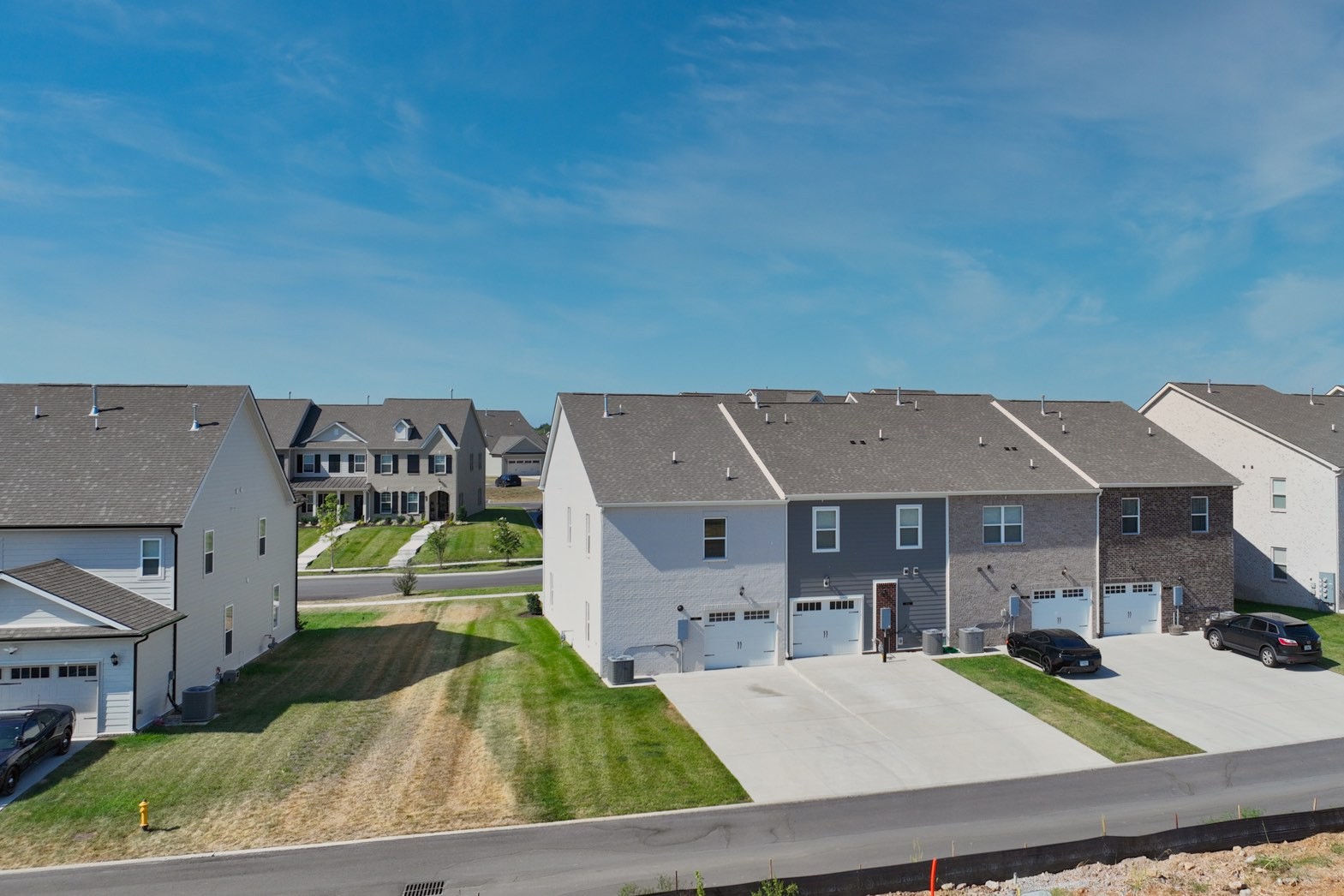 921 Nance Ln