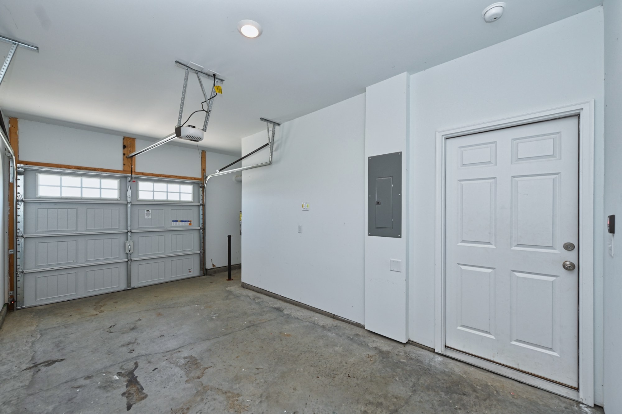921 Nance Ln