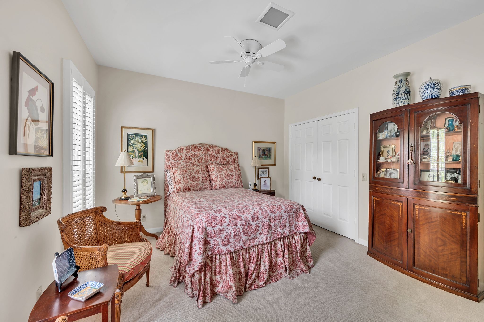 19 Redbud Dr
