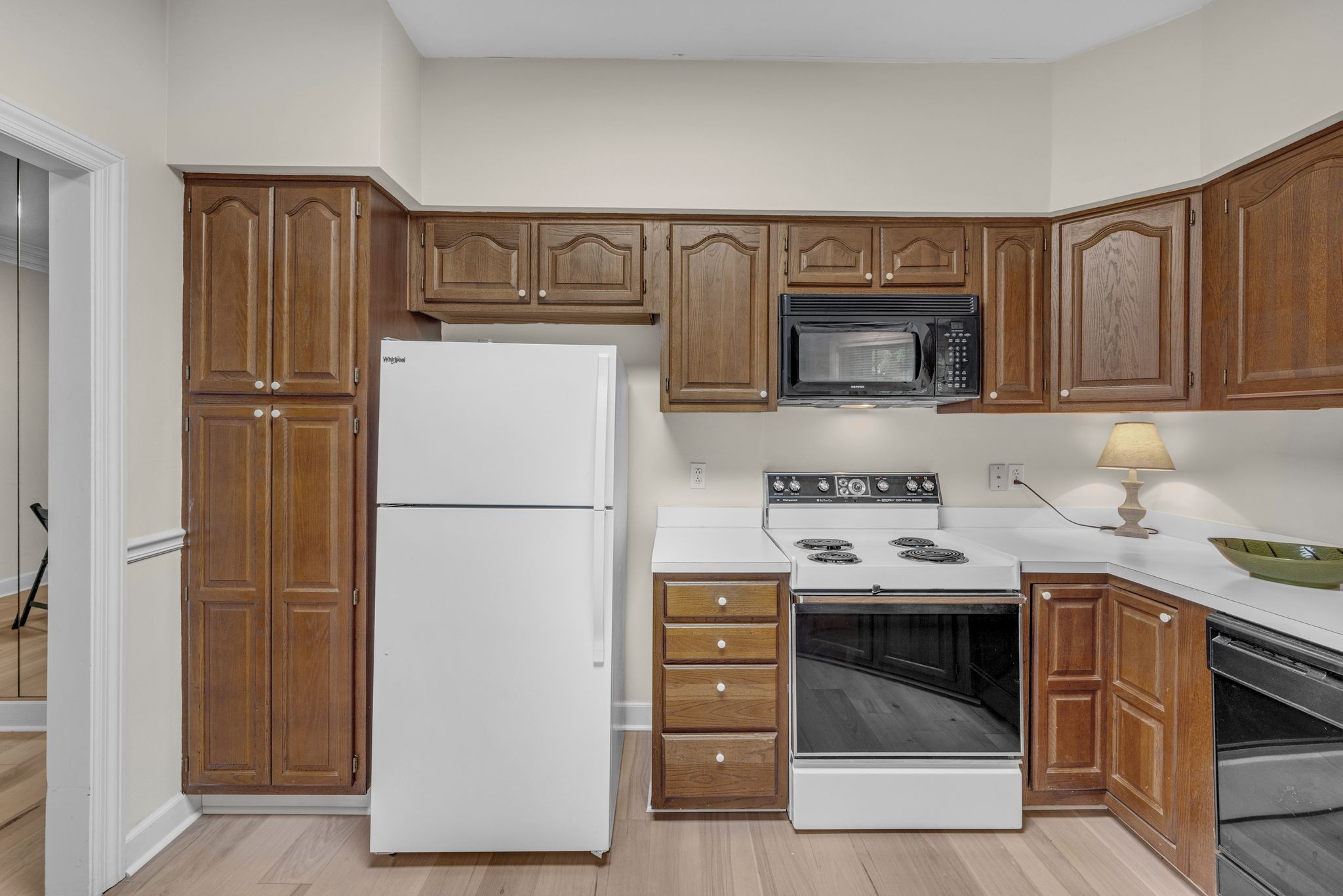 410 Ashlawn Ct Unit: 410