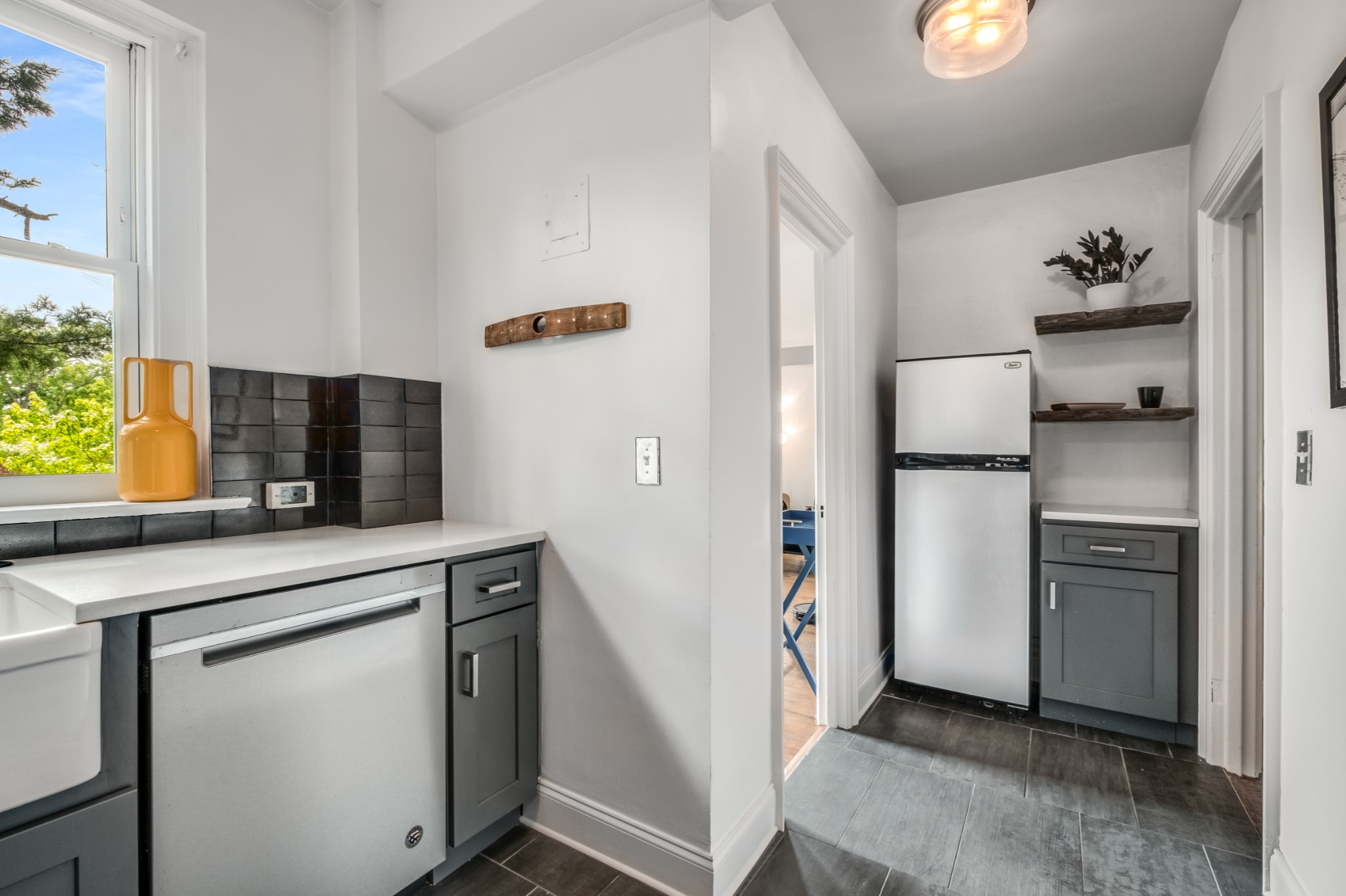 4225 Harding Pike Unit: 305