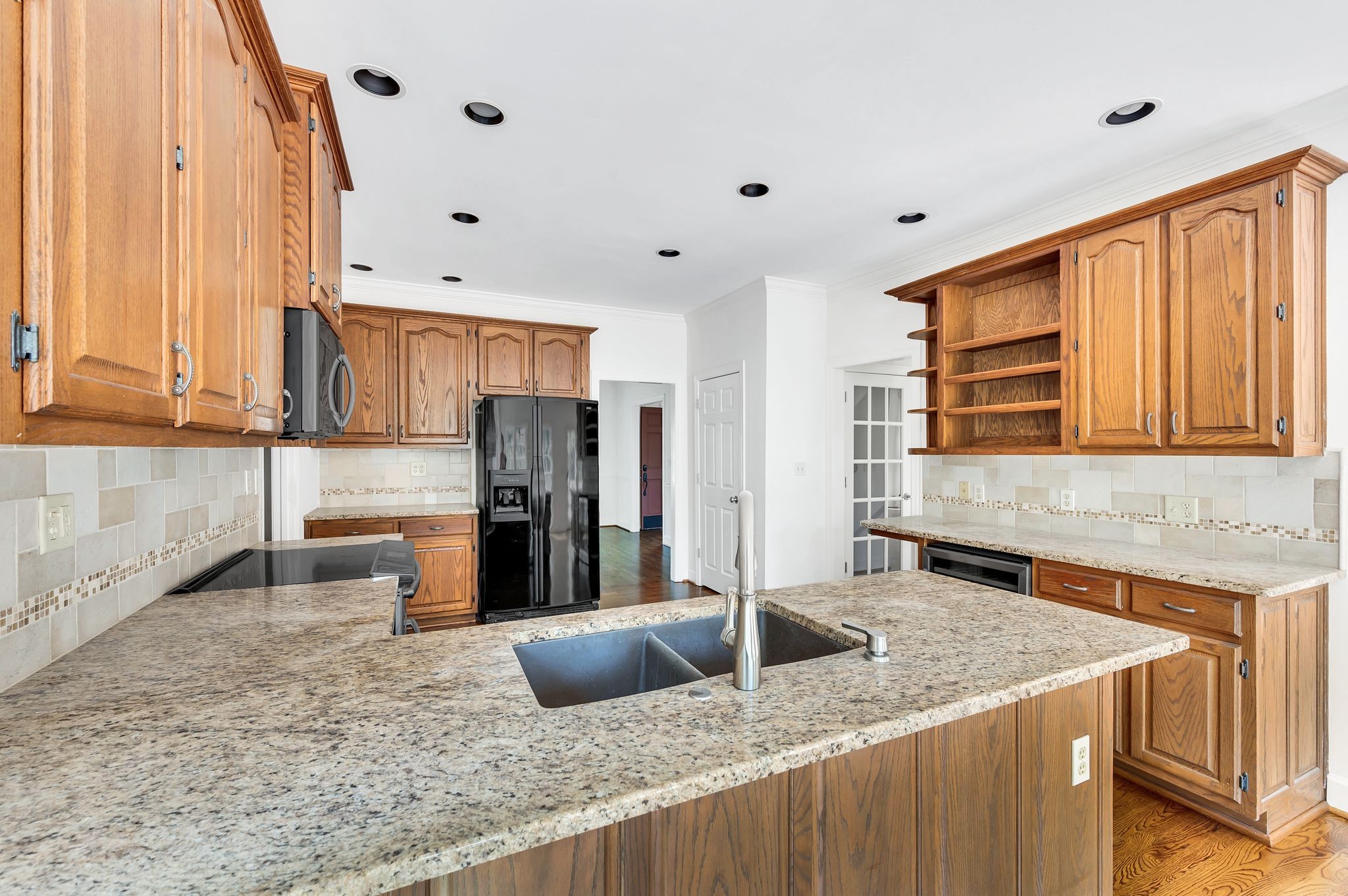 915 Hidden Oak Pl