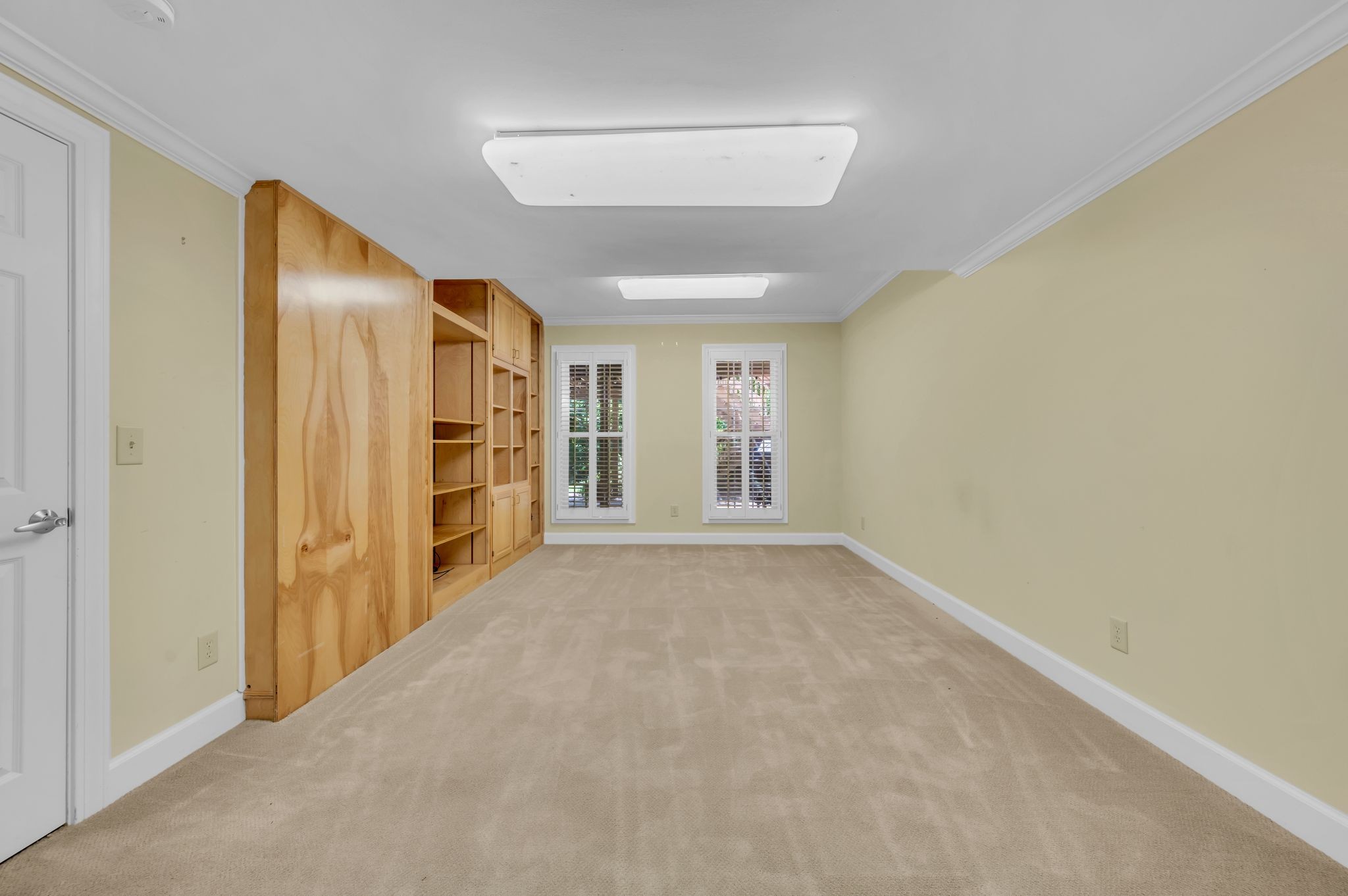 915 Hidden Oak Pl