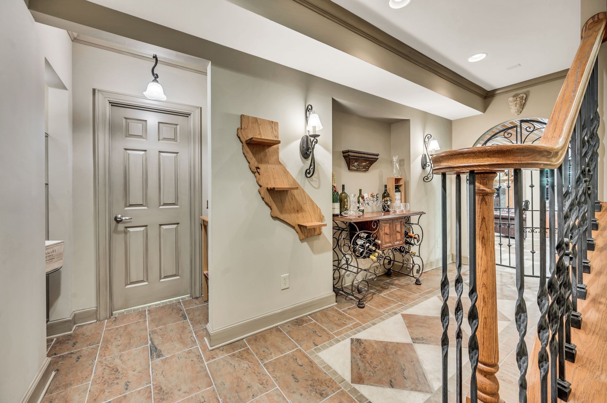 915 Hidden Oak Pl