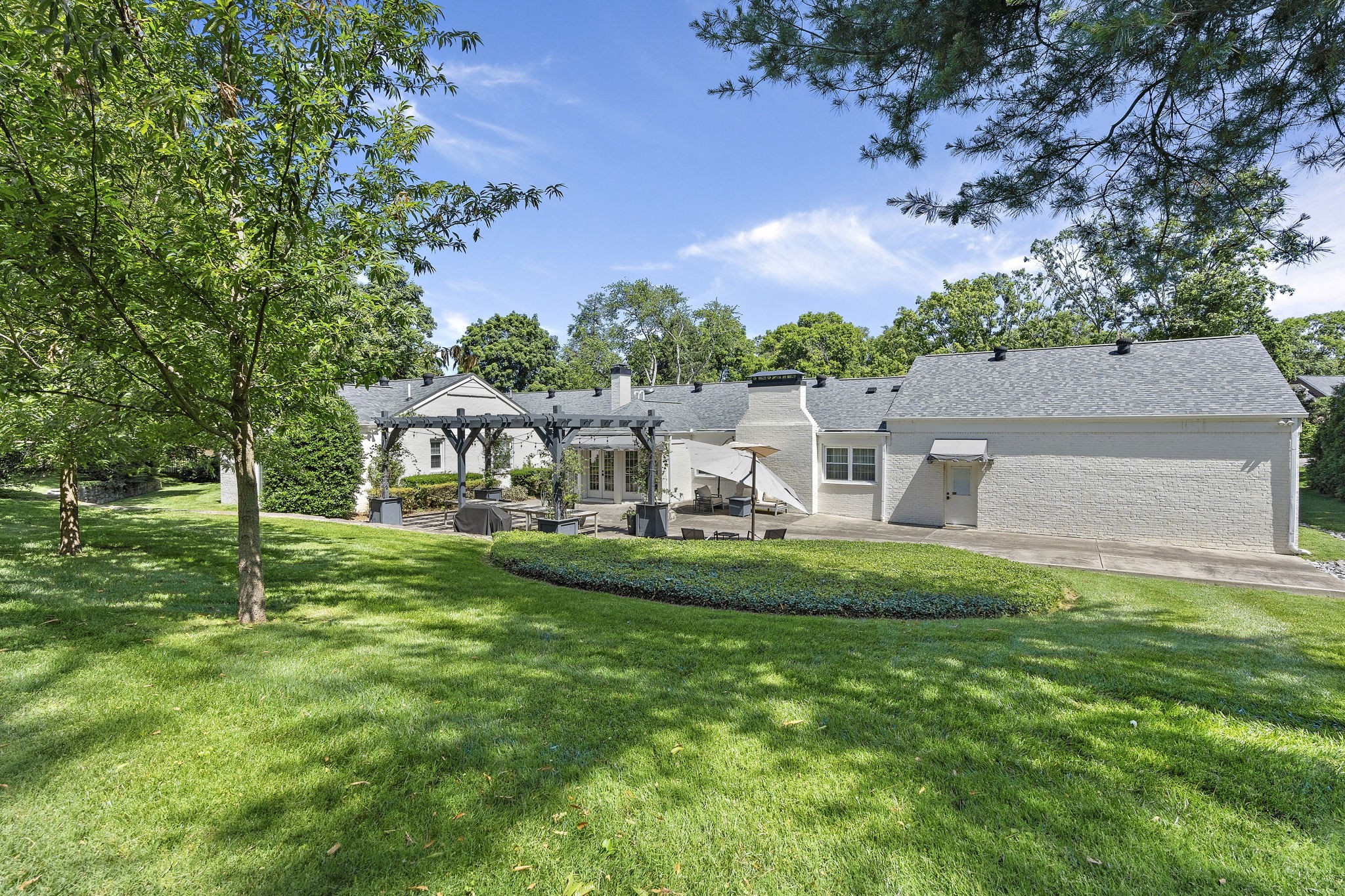 3640 Knollwood Rd