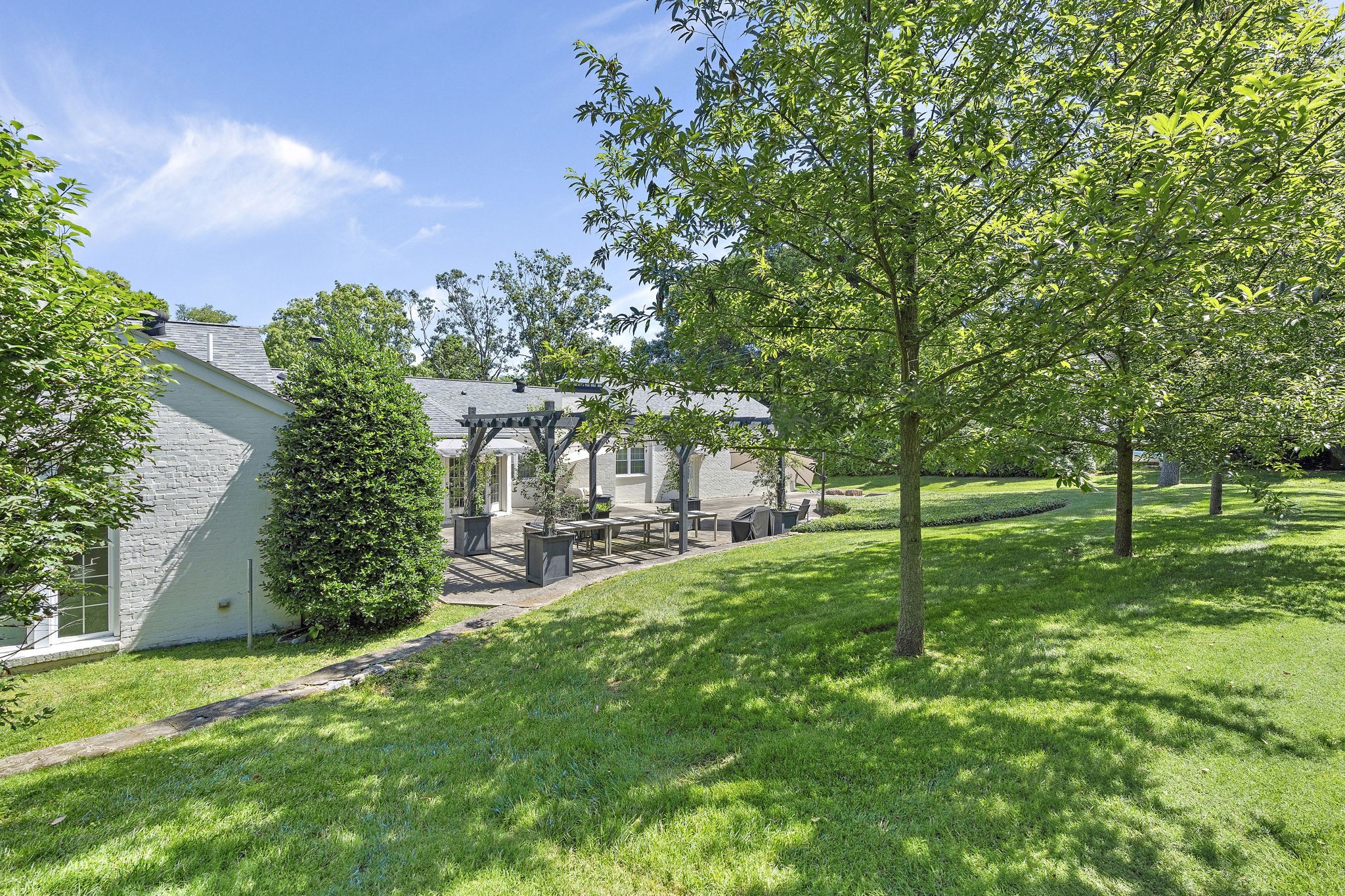 3640 Knollwood Rd