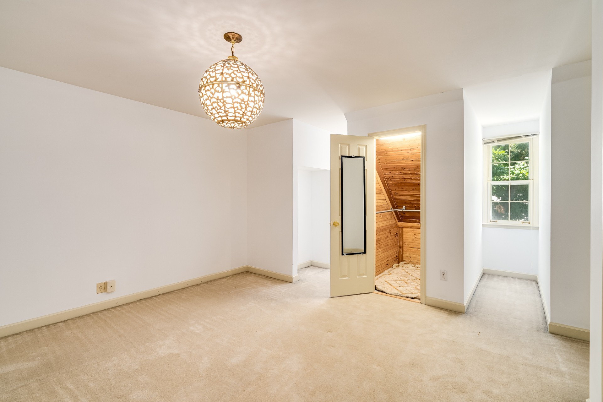 4 Foxhall Close