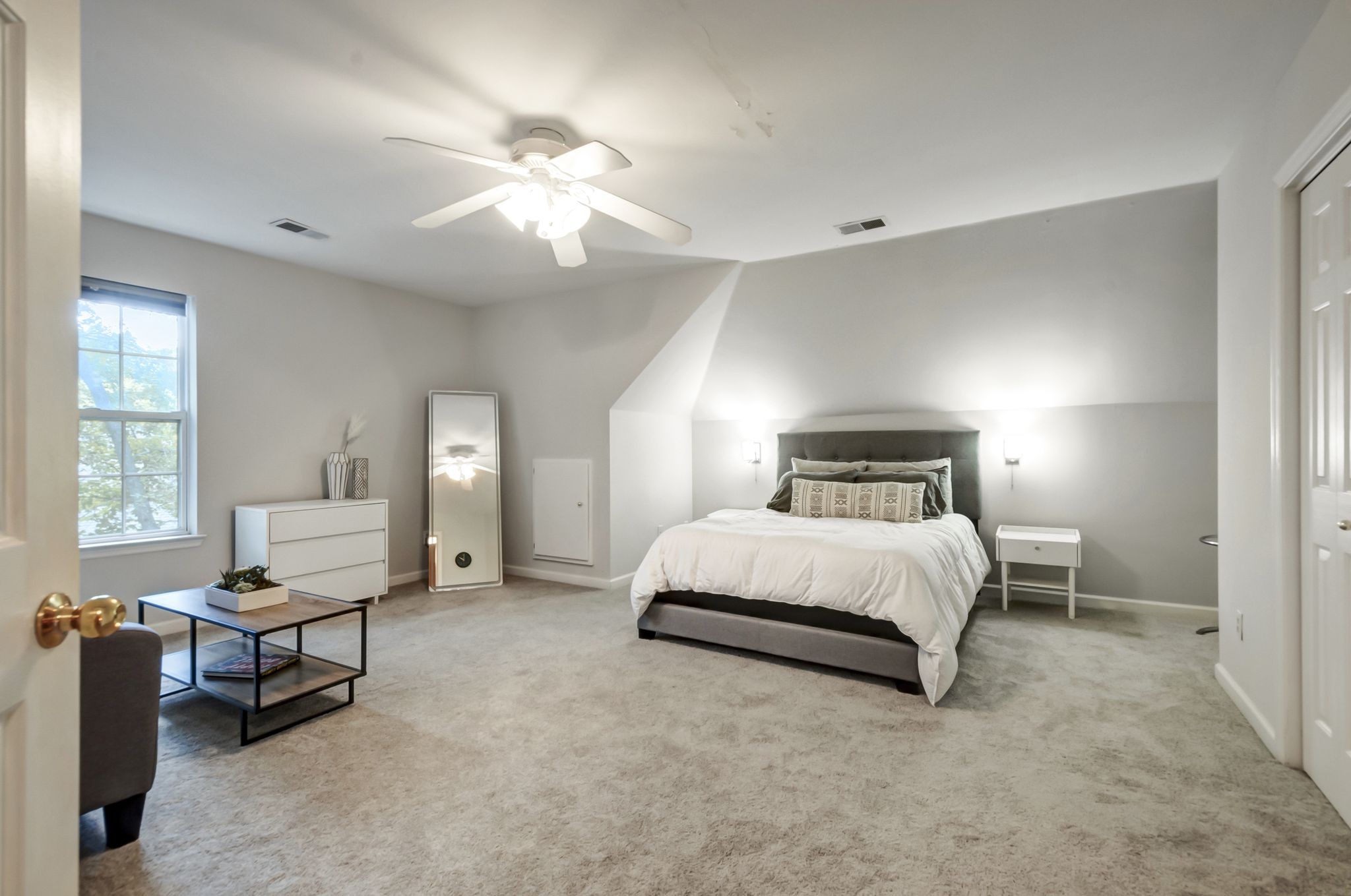 5501 Peninsula Park Lndg