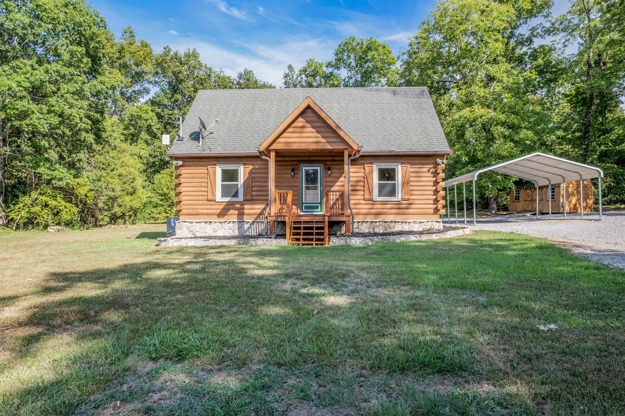 2002 Luther Sharp Rd