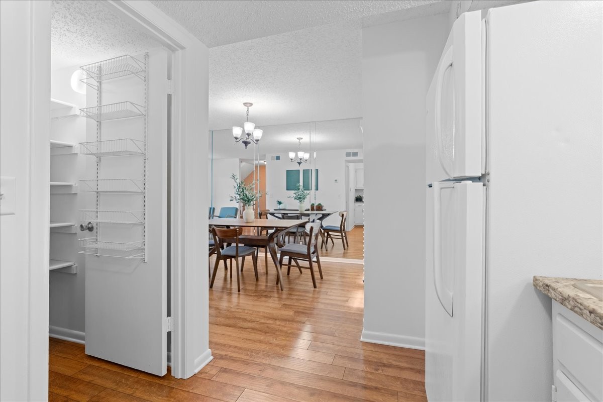 422 Summit Ridge Pl