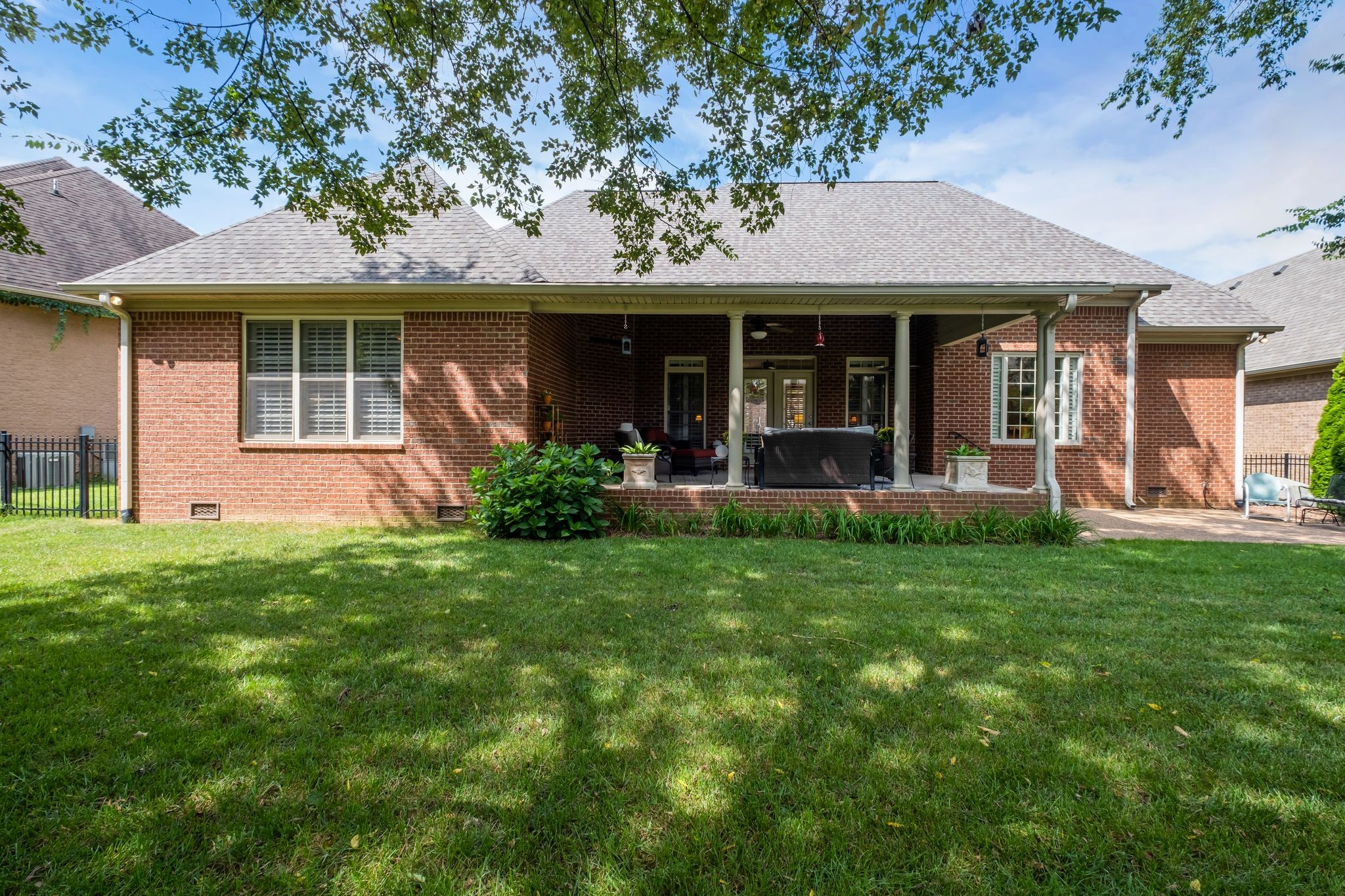 207 Chapel Ct, S