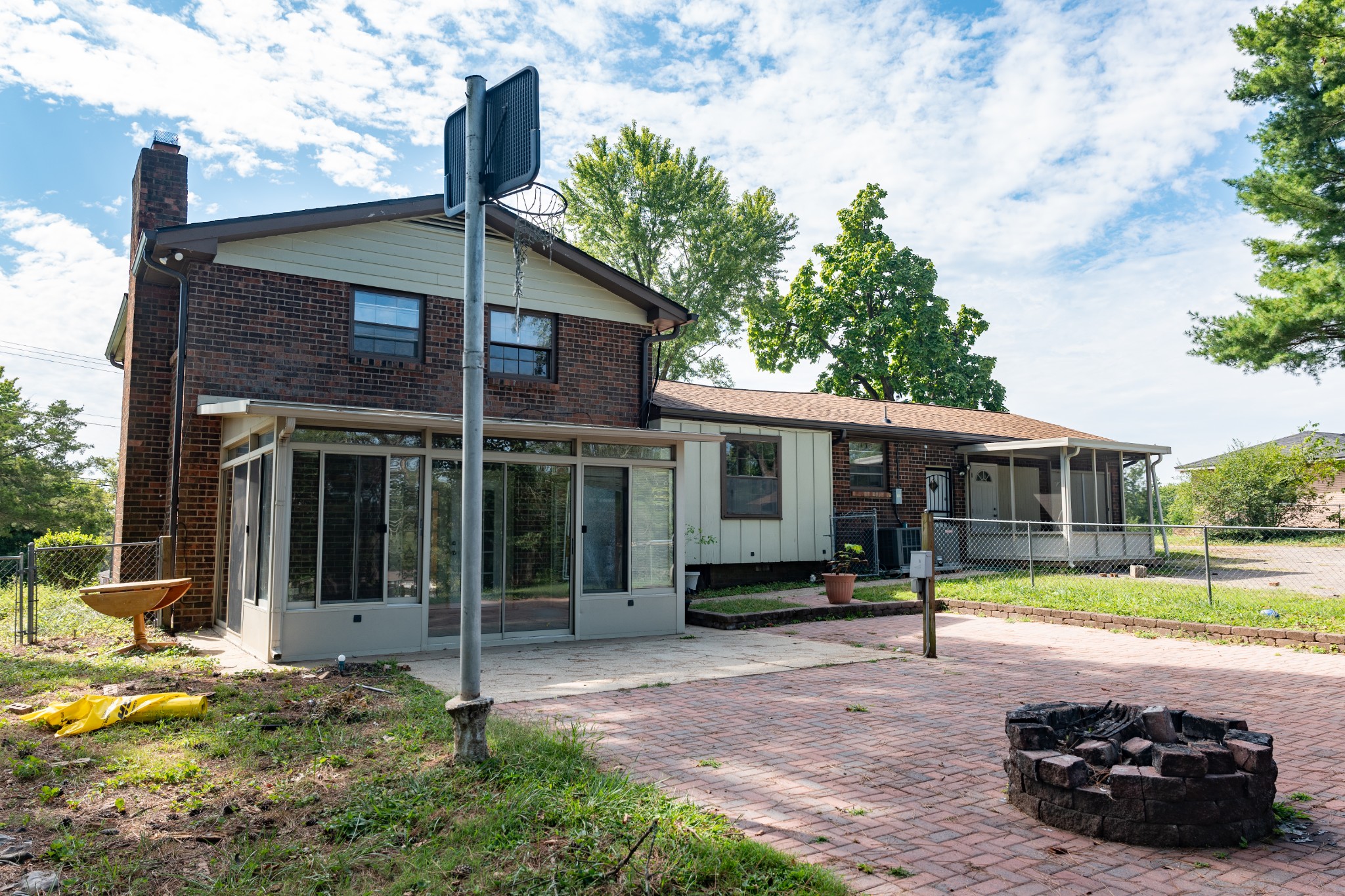 1212 Dalemere Dr