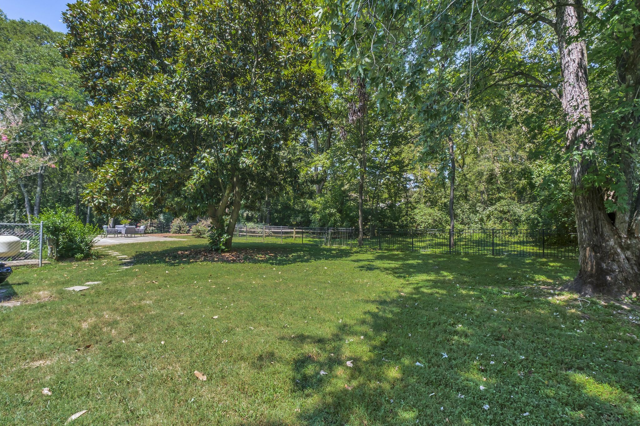 6105 Melbourne Dr