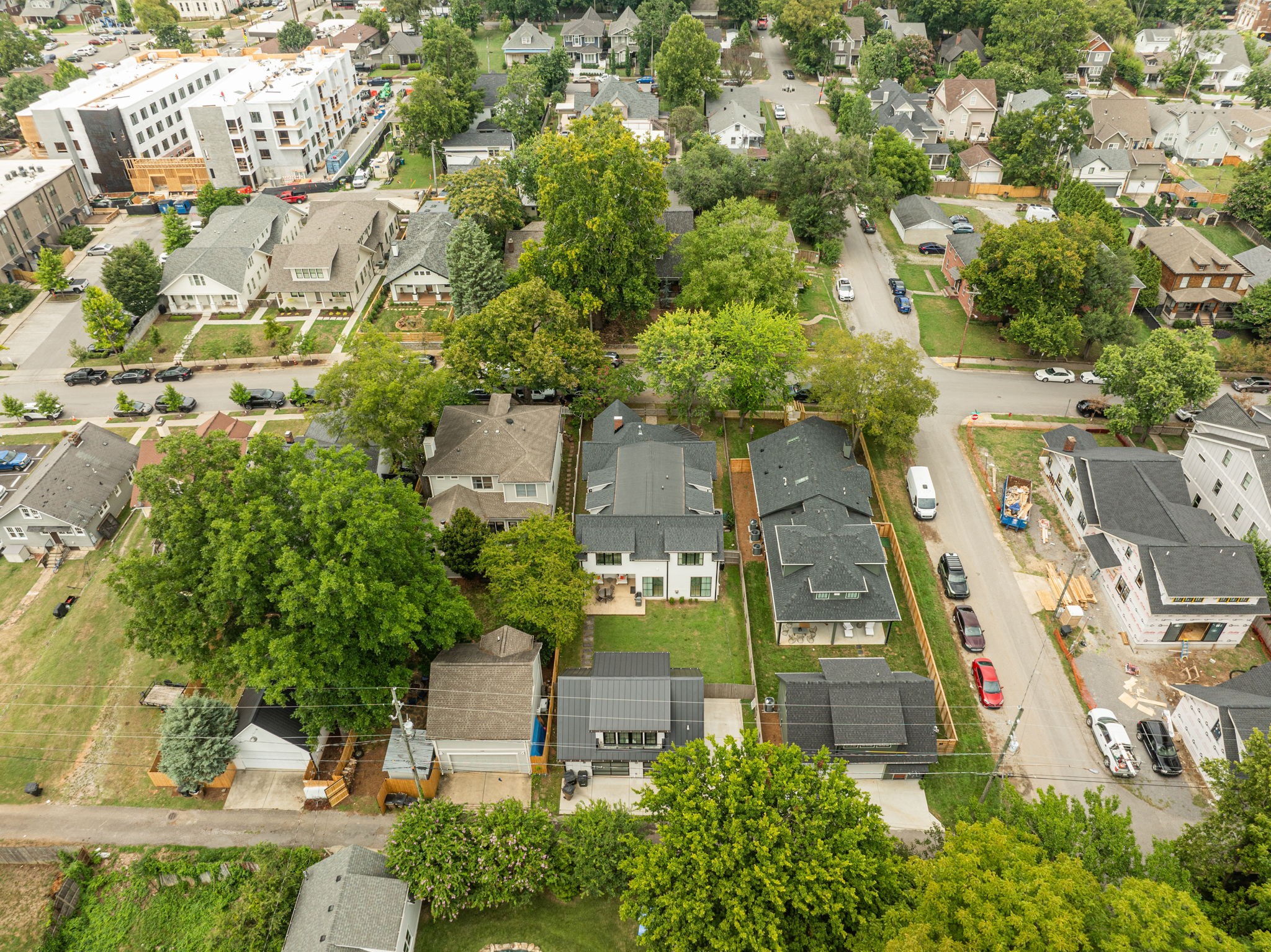 1103 Montrose Ave