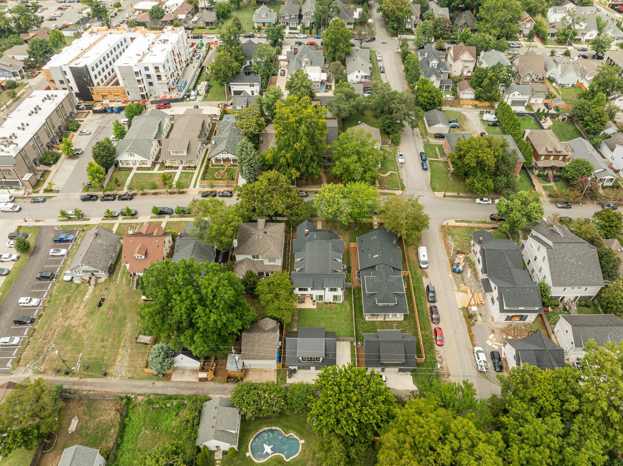 1103 Montrose Ave